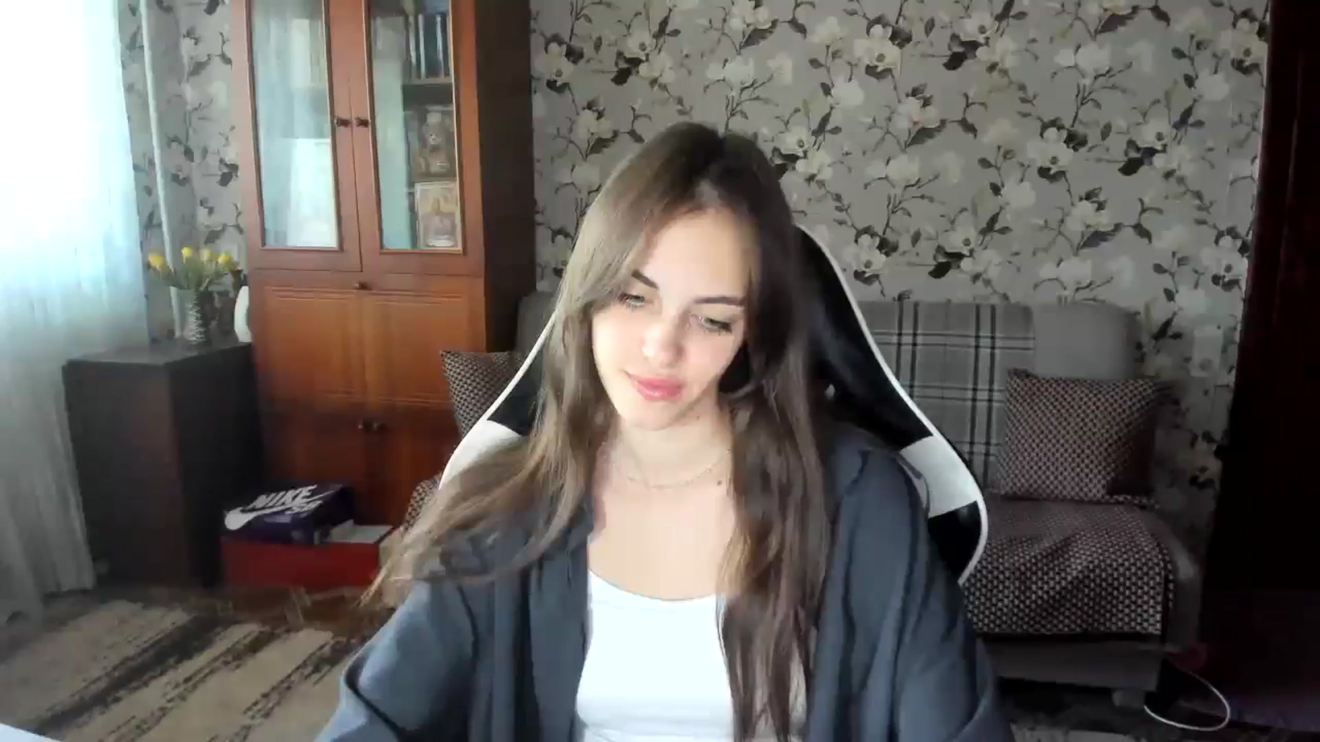 Gallery image thumbnail from Dashamoxy's myfreecams stream on, 09/19/2025, 13:02 image 15 of 20