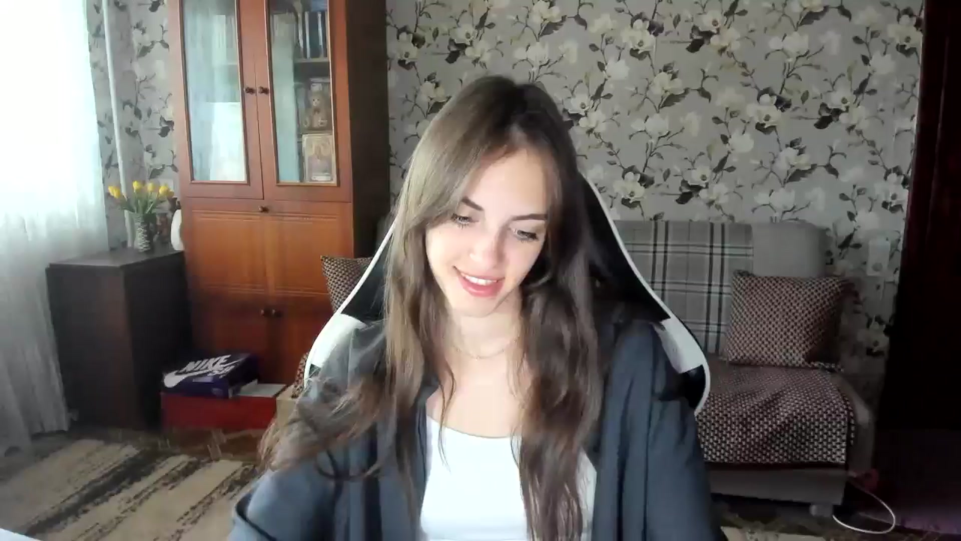 Gallery image thumbnail from Dashamoxy's myfreecams stream on, 09/19/2025, 13:02 image 2 of 20