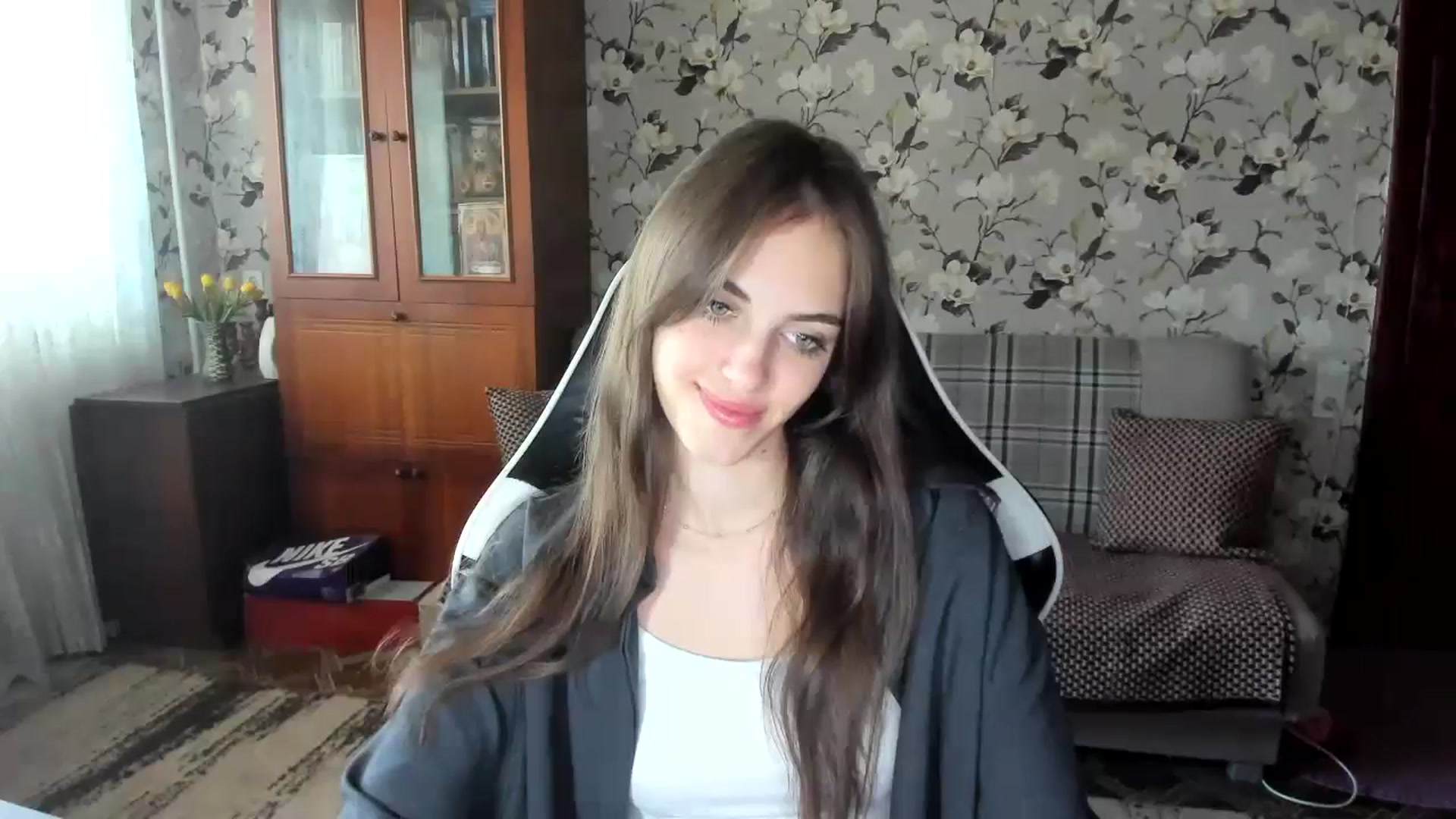Gallery image thumbnail from Dashamoxy's myfreecams stream on, 09/19/2025, 13:02 image 7 of 20