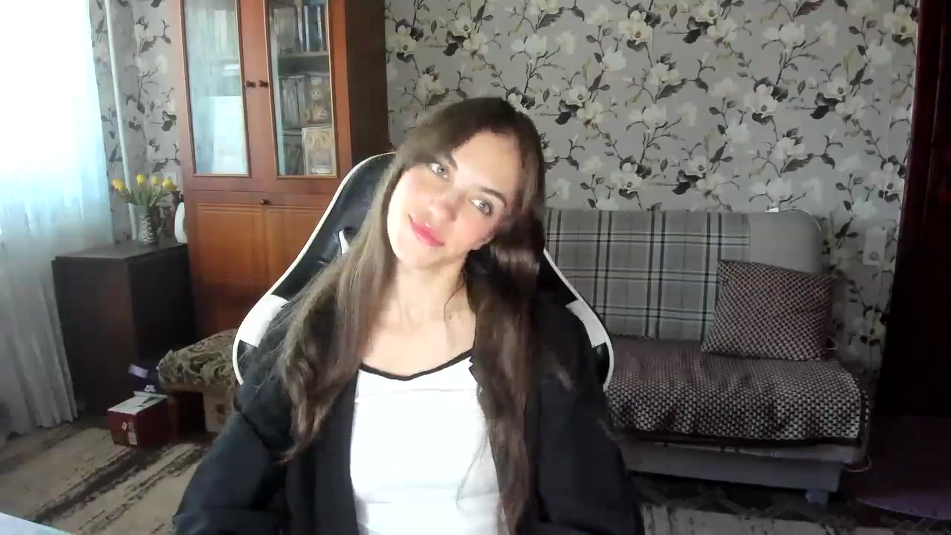 Gallery image thumbnail from Dashamoxy's myfreecams stream on, 09/21/2025, 10:30 image 5 of 20