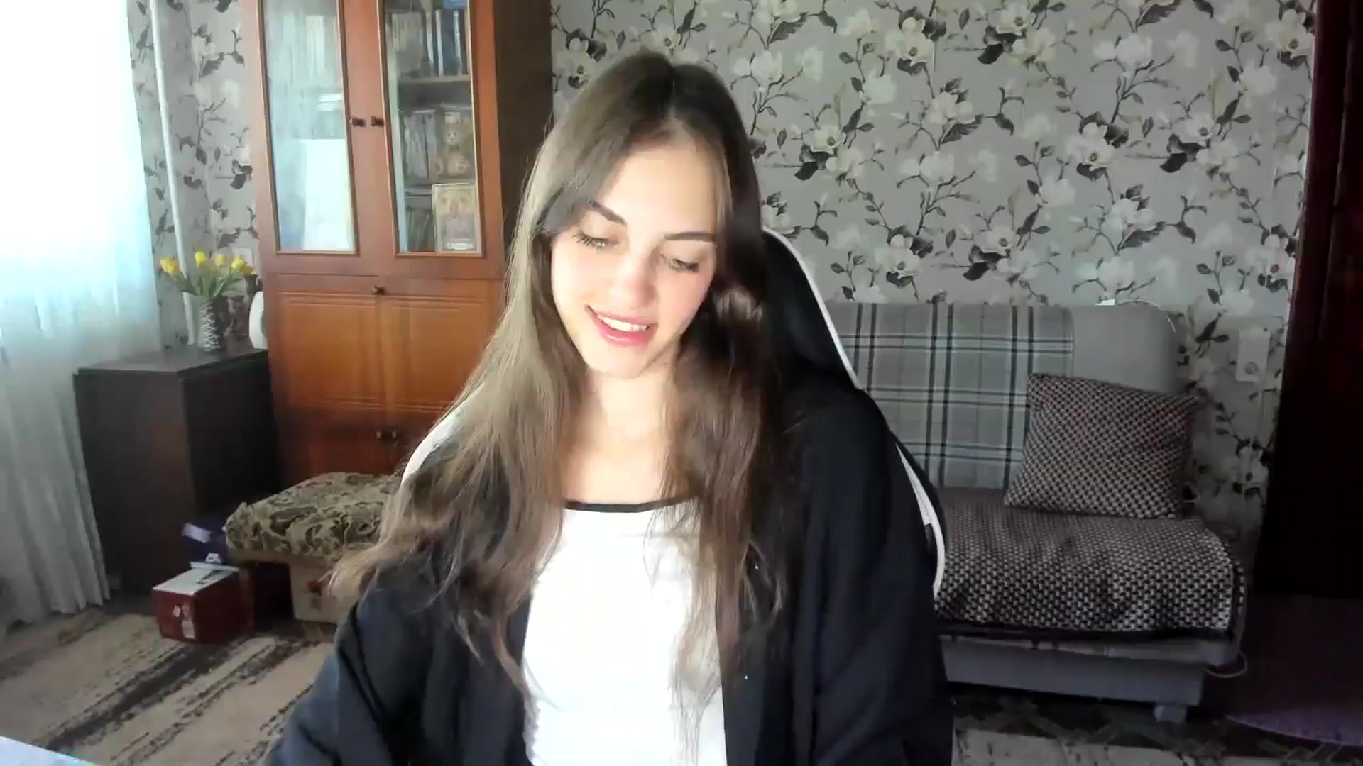 Gallery image thumbnail from Dashamoxy's myfreecams stream on, 09/21/2025, 10:30 image 13 of 20