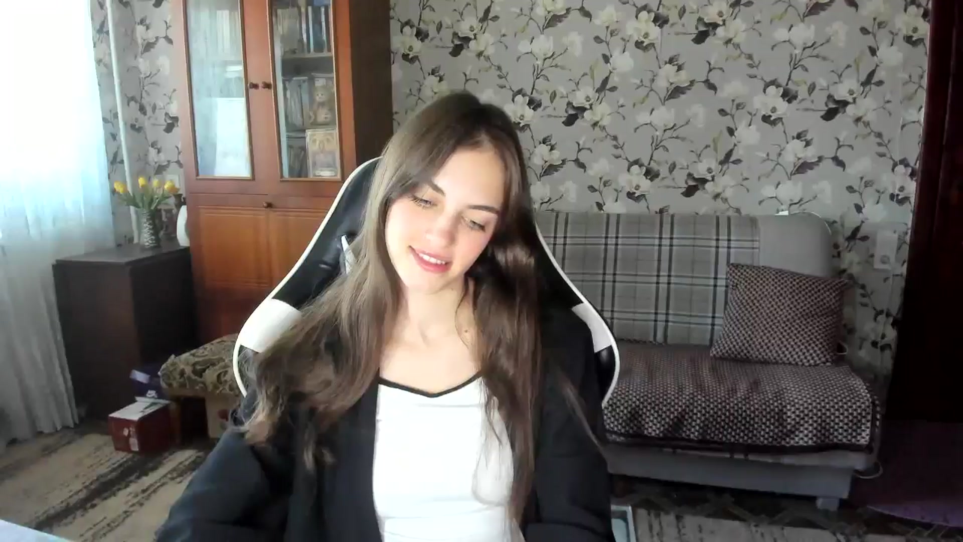 Gallery image thumbnail from Dashamoxy's myfreecams stream on, 09/21/2025, 10:30 image 10 of 20