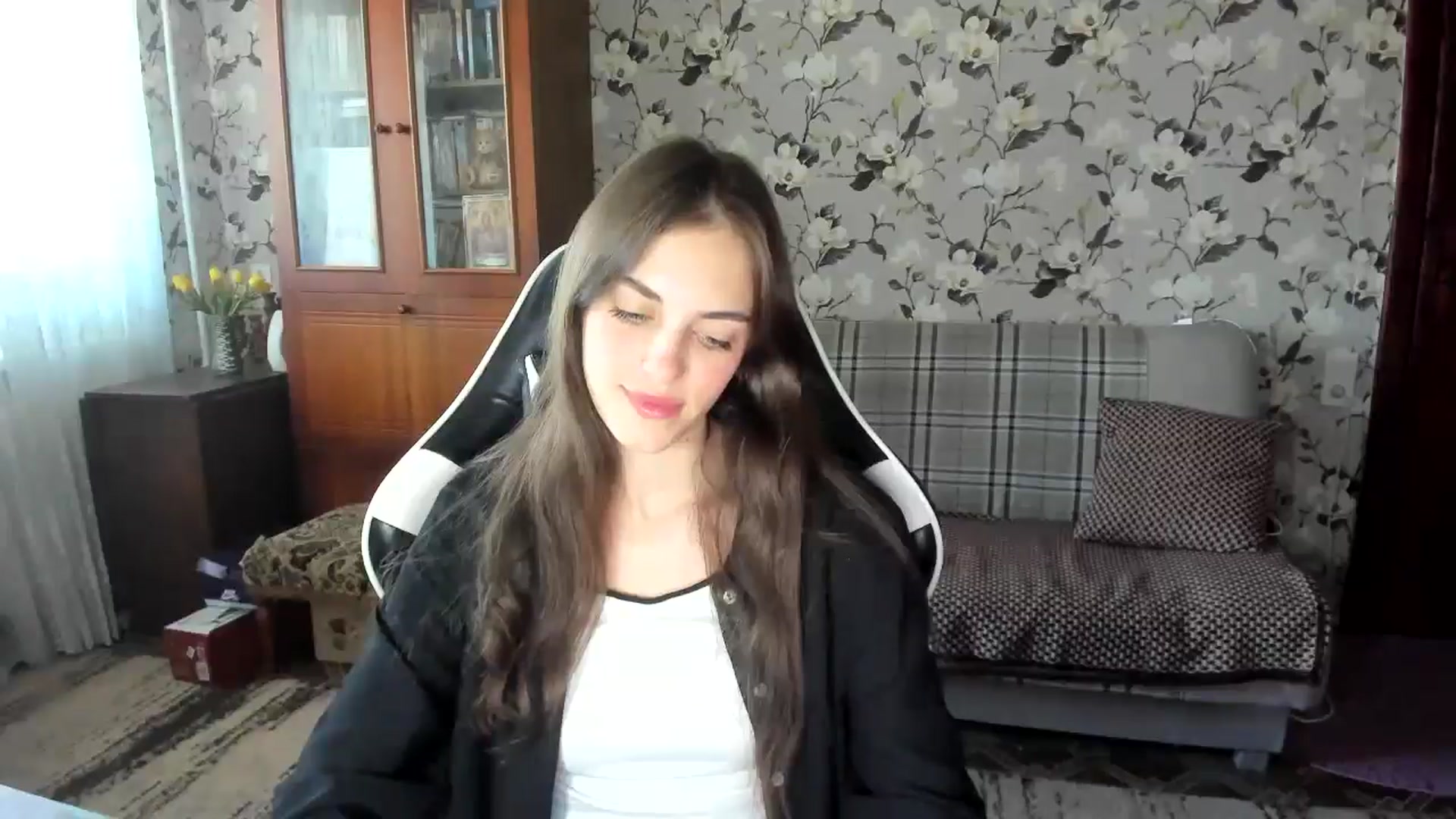 Gallery image thumbnail from Dashamoxy's myfreecams stream on, 09/21/2025, 10:30 image 2 of 20