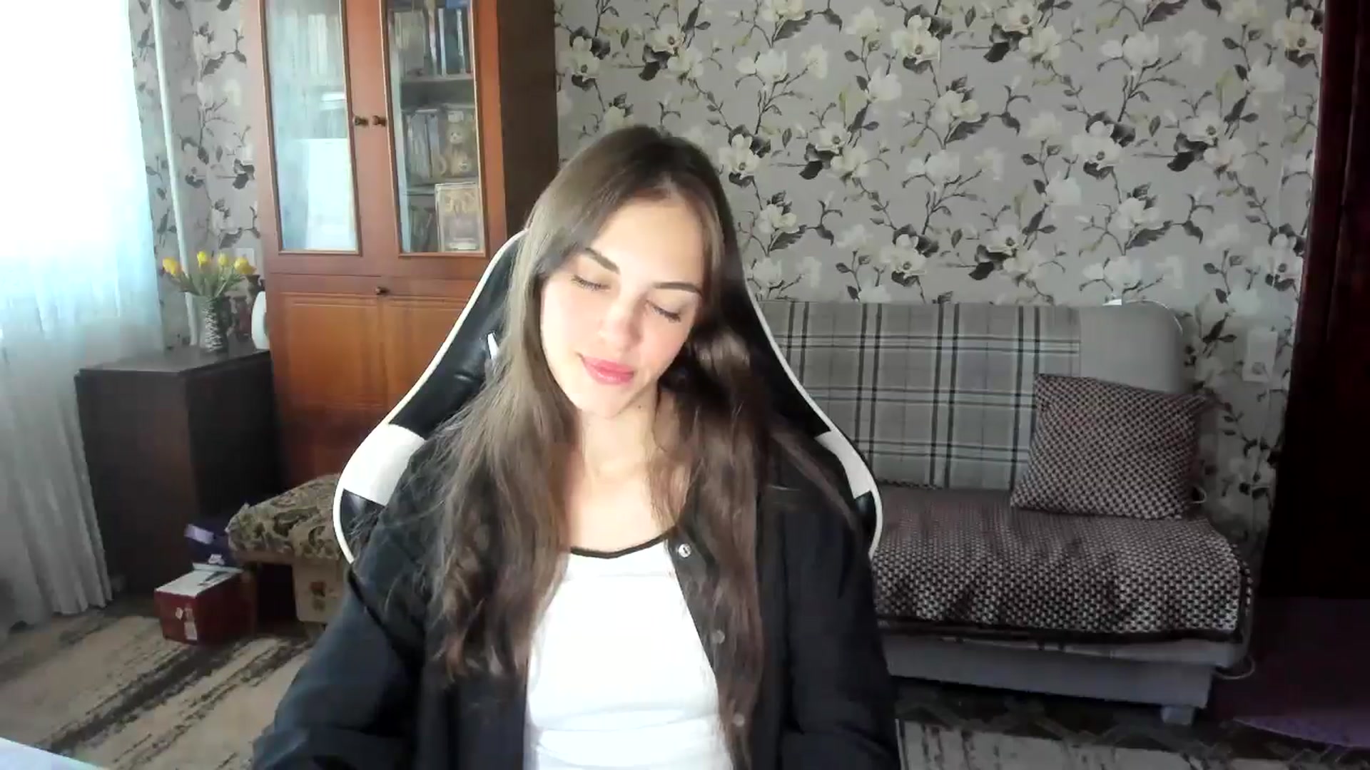 Gallery image thumbnail from Dashamoxy's myfreecams stream on, 09/21/2025, 10:30 image 3 of 20