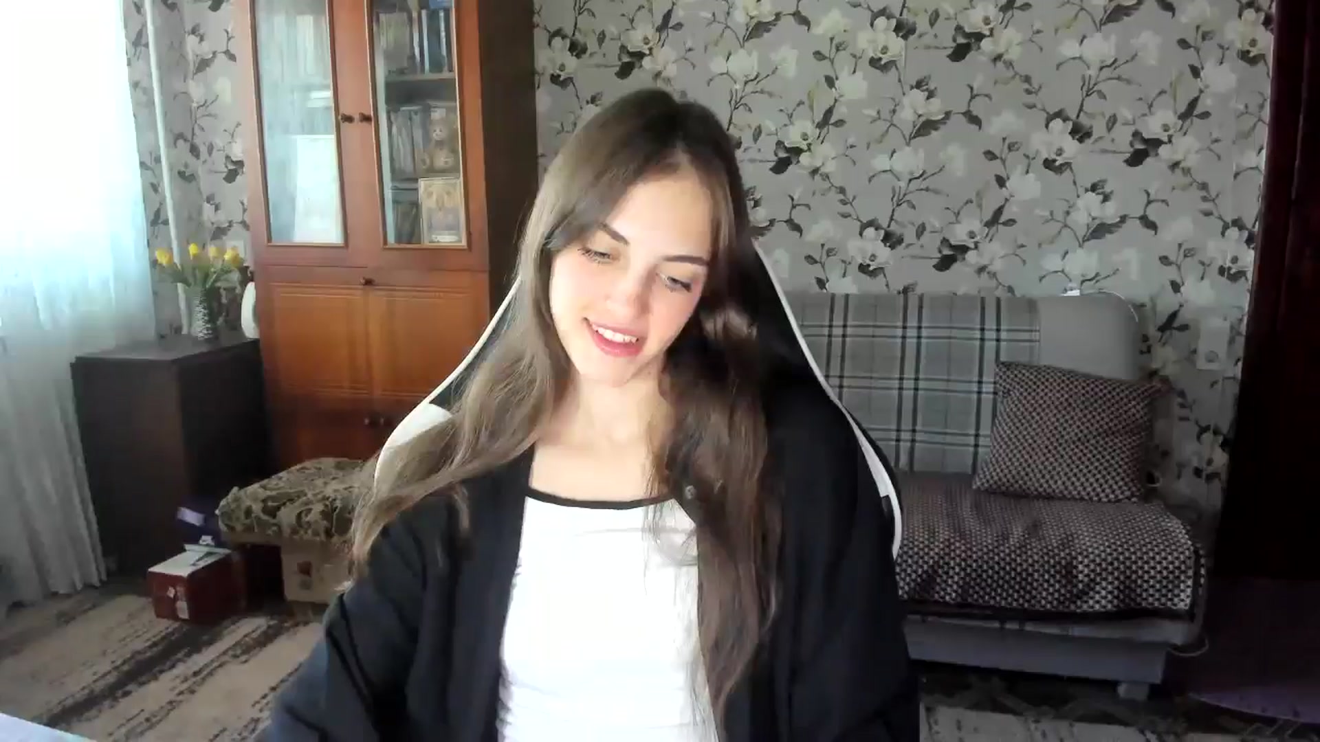 Gallery image thumbnail from Dashamoxy's myfreecams stream on, 09/21/2025, 10:30 image 16 of 20