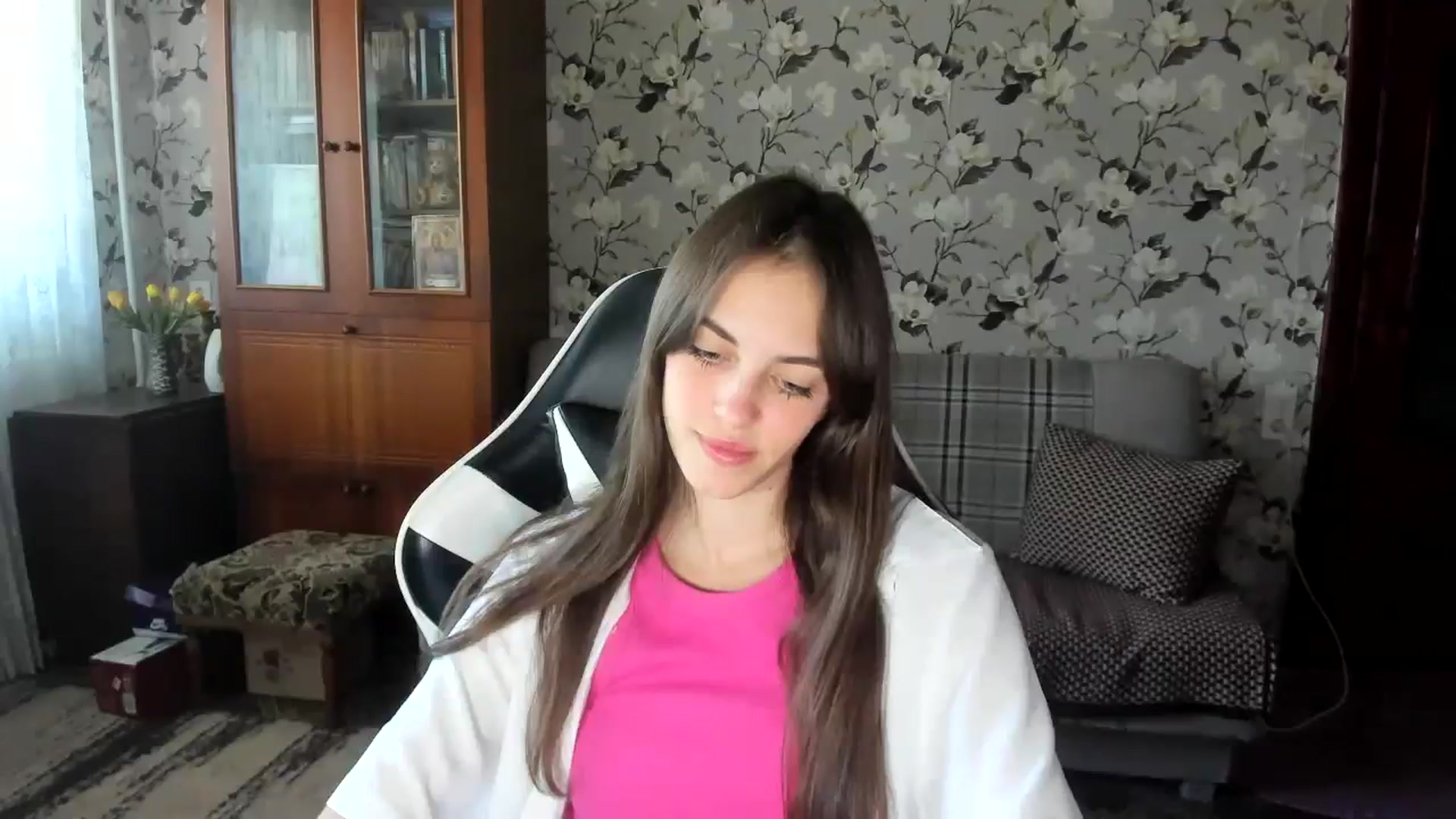Gallery image thumbnail from Dashamoxy's myfreecams stream on, 09/22/2025, 10:36 image 6 of 20