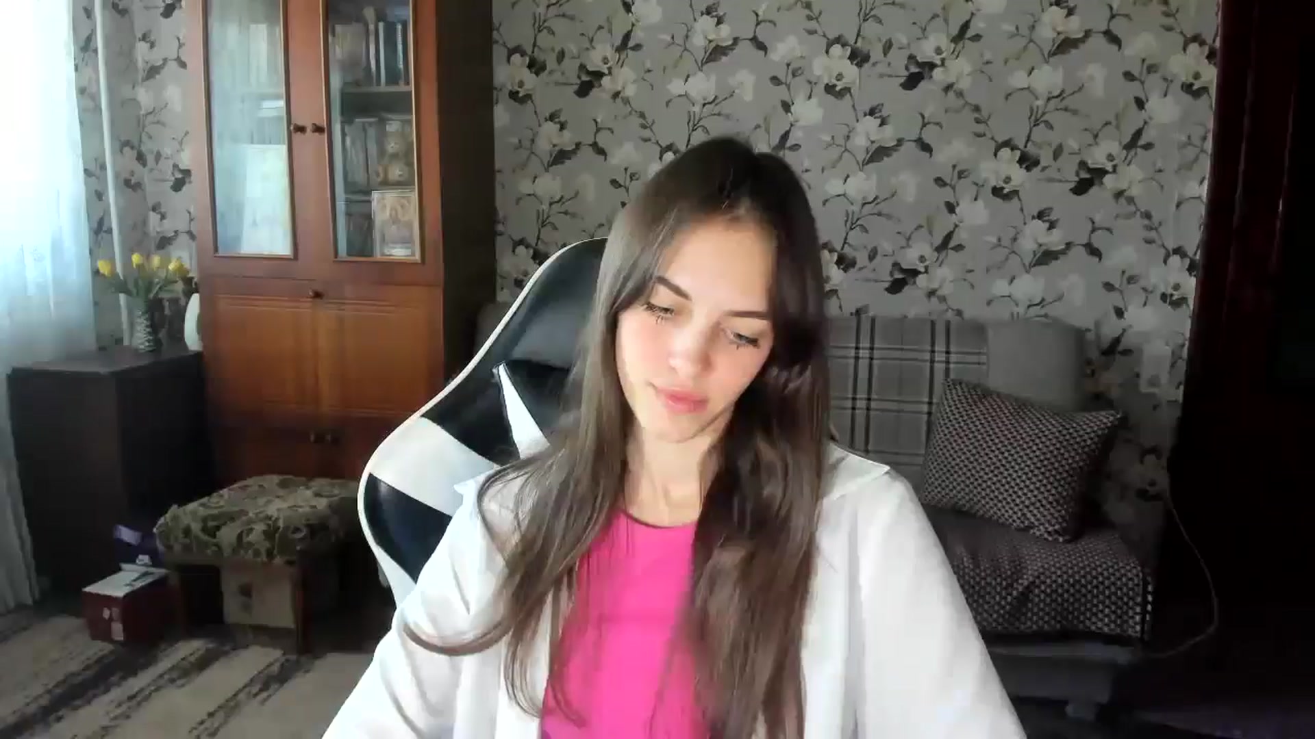 Gallery image thumbnail from Dashamoxy's myfreecams stream on, 09/22/2025, 10:36 image 20 of 20