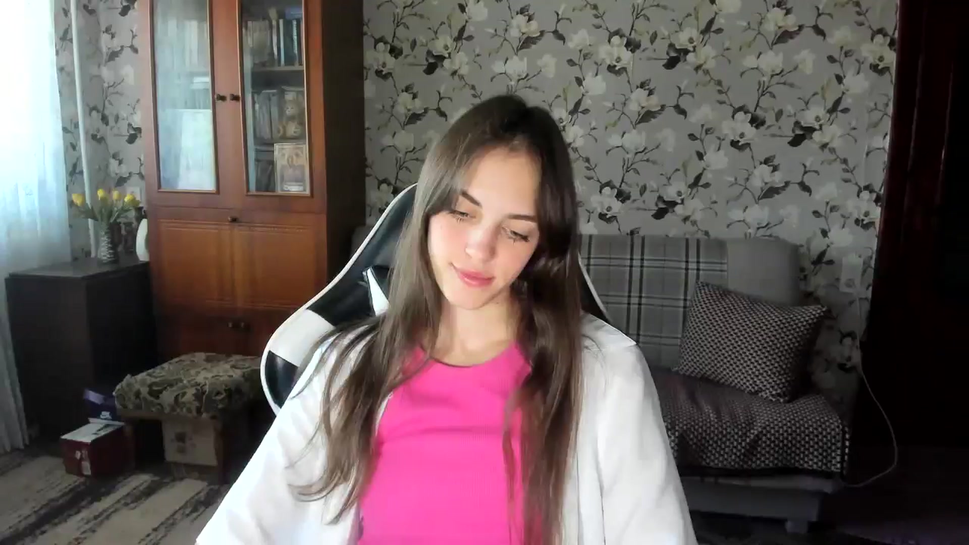 Gallery image thumbnail from Dashamoxy's myfreecams stream on, 09/22/2025, 10:36 image 3 of 20