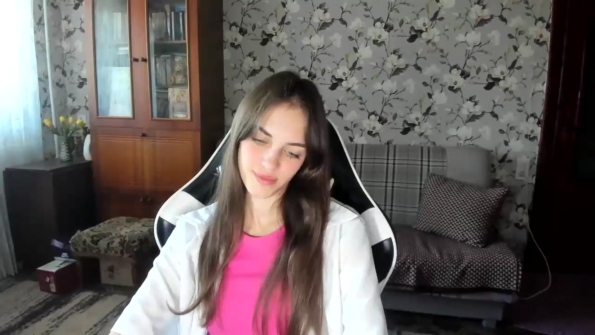 Gallery image thumbnail from Dashamoxy's myfreecams stream on, 09/22/2025, 10:36 image 14 of 20