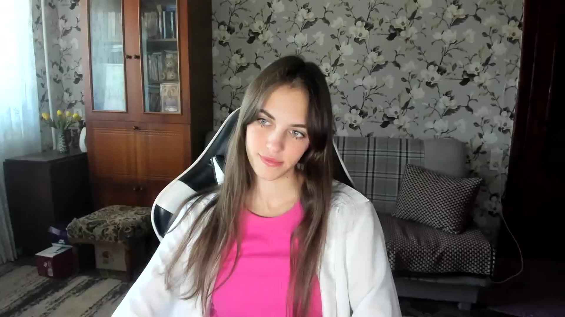Gallery image thumbnail from Dashamoxy's myfreecams stream on, 09/22/2025, 10:36 image 1 of 20