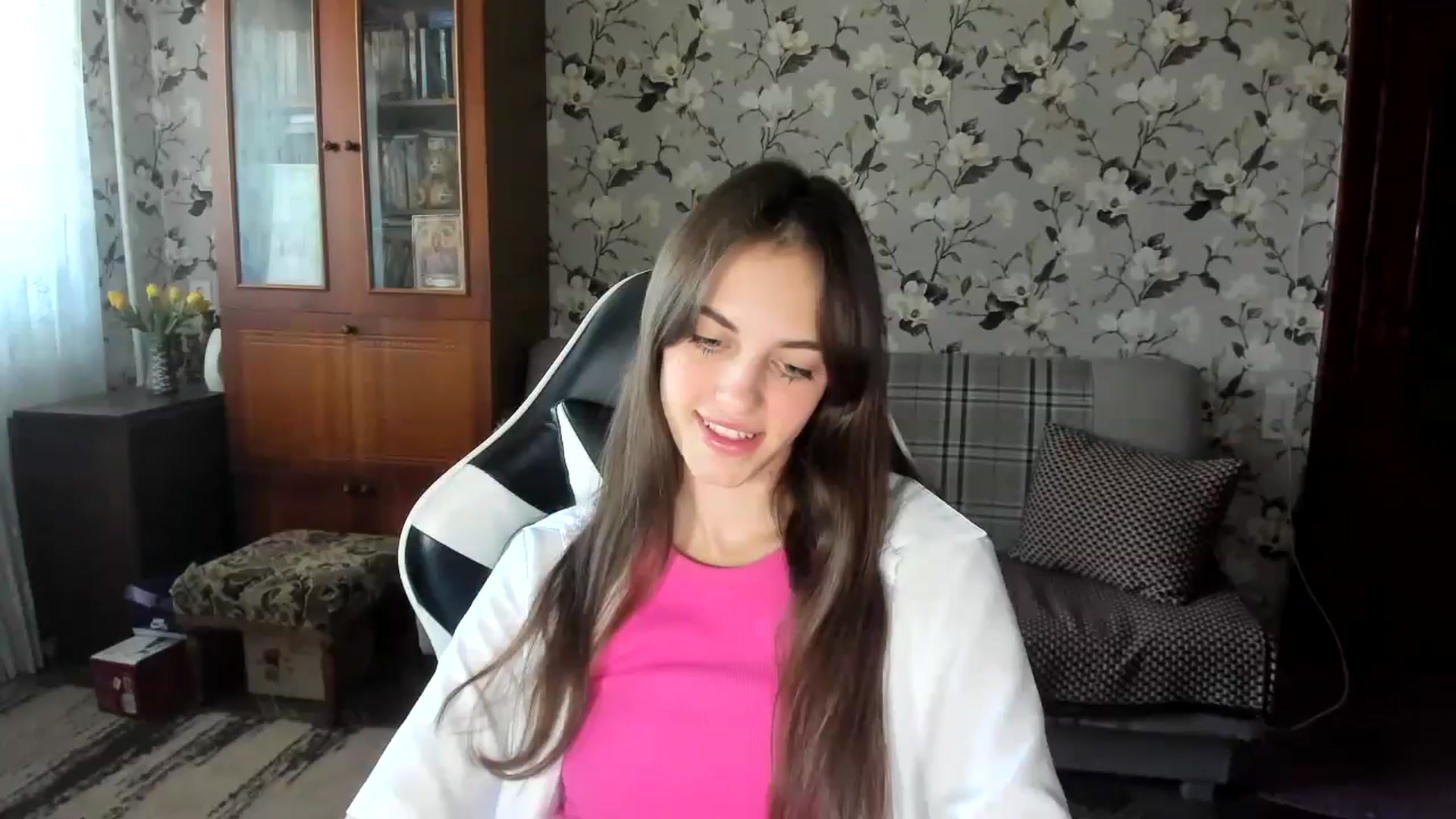 Gallery image thumbnail from Dashamoxy's myfreecams stream on, 09/22/2025, 10:36 image 9 of 20
