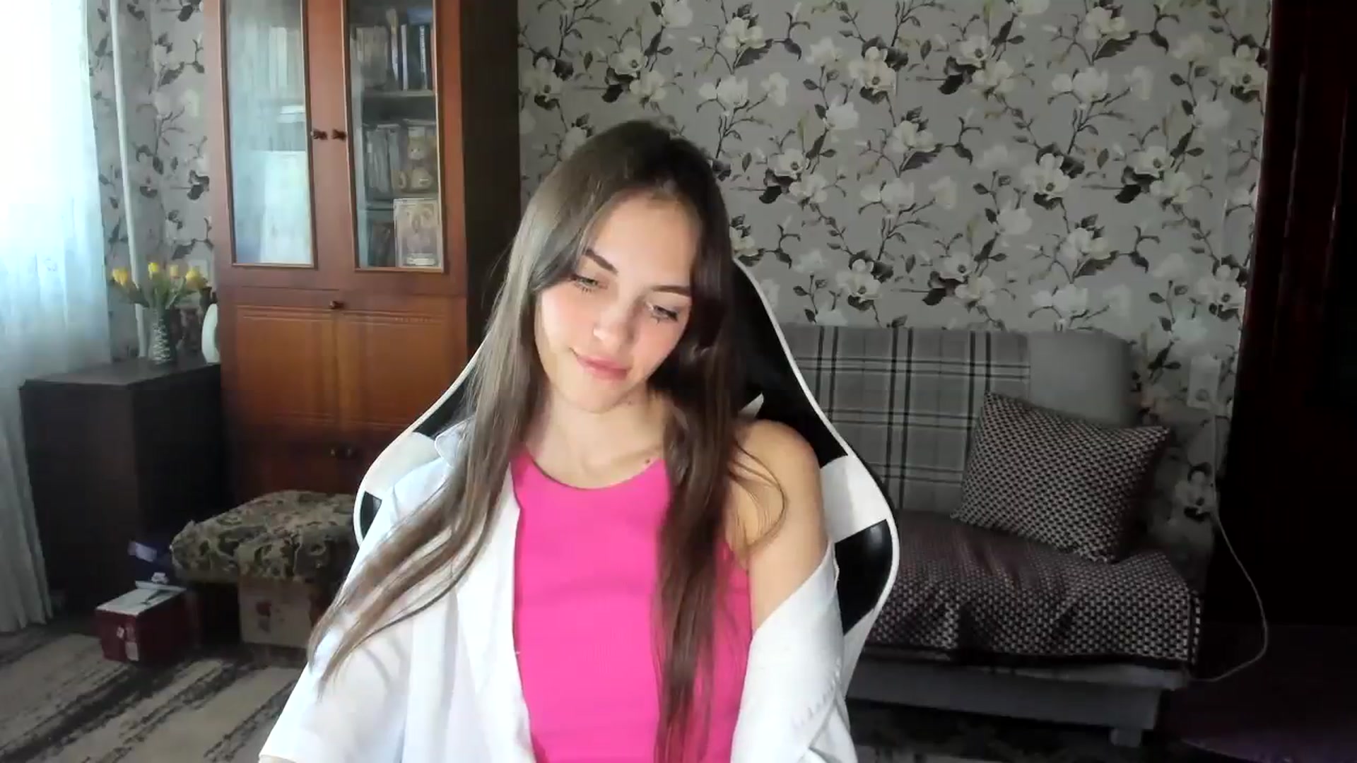 Gallery image thumbnail from Dashamoxy's myfreecams stream on, 09/22/2025, 11:08 image 7 of 20