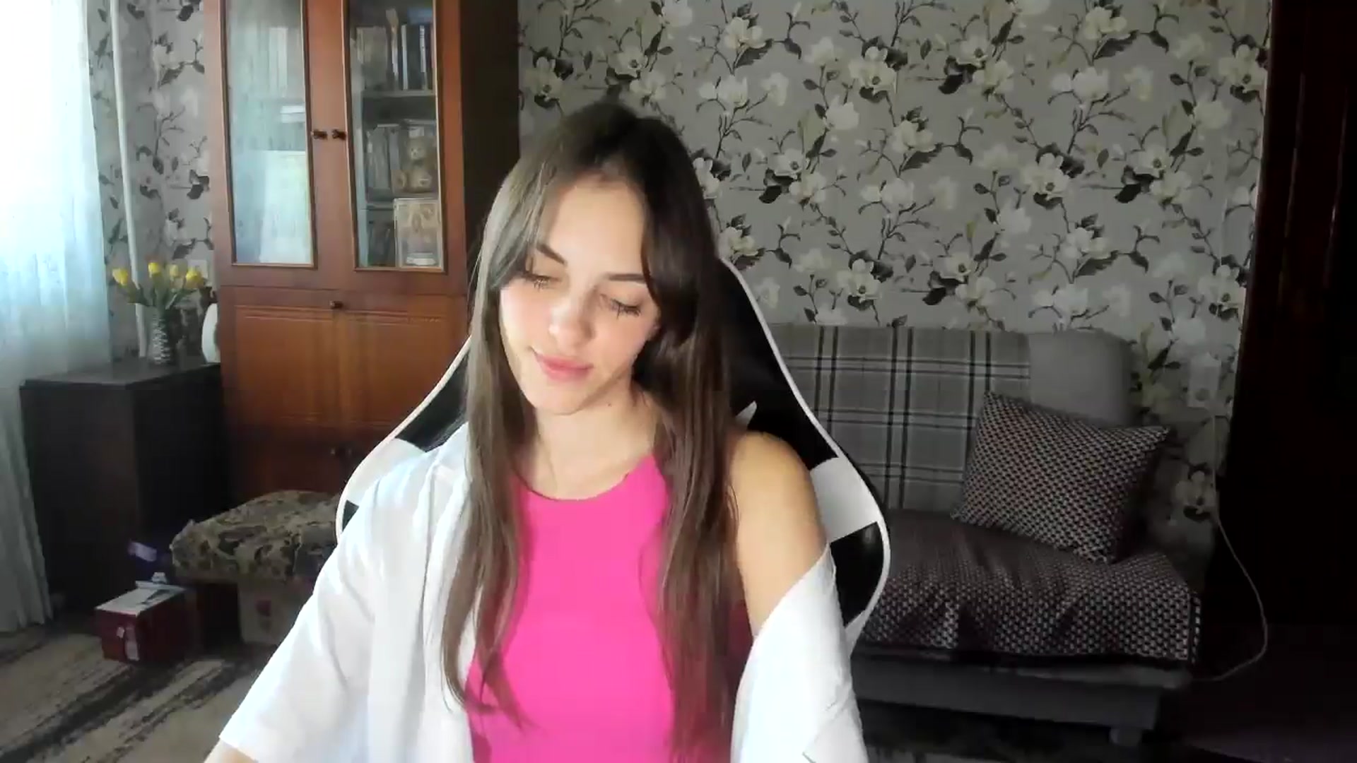 Gallery image thumbnail from Dashamoxy's myfreecams stream on, 09/22/2025, 11:08 image 4 of 20