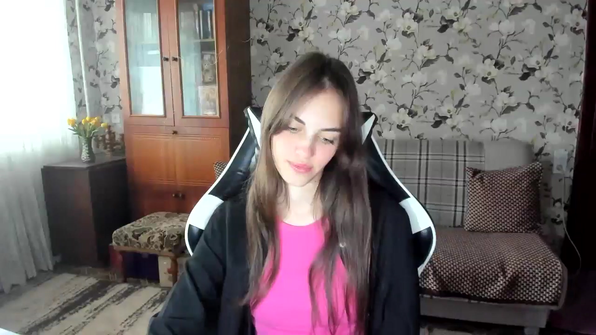 Gallery image thumbnail from Dashamoxy's myfreecams stream on, 09/29/2025, 11:29 image 18 of 20