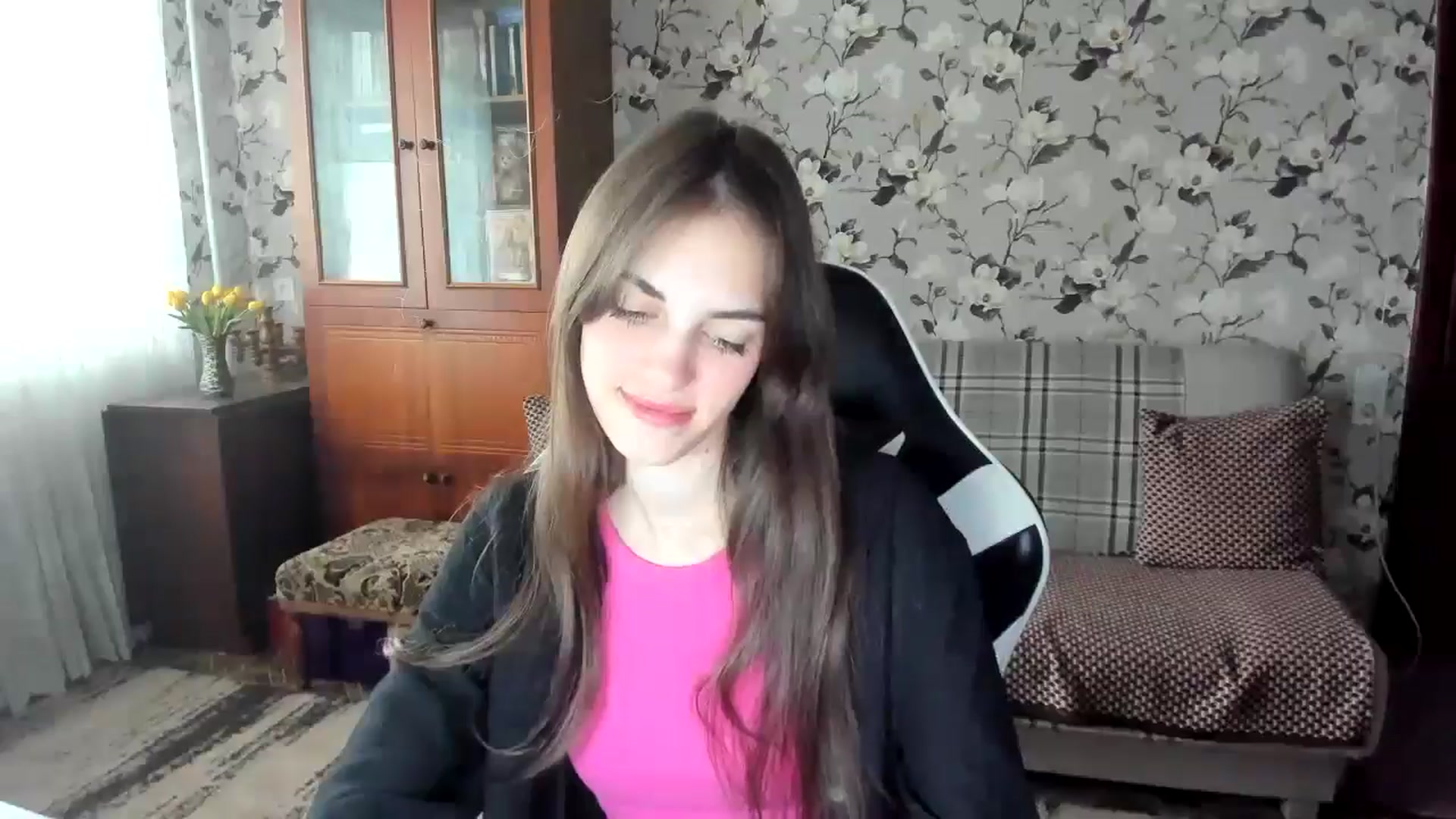 Gallery image thumbnail from Dashamoxy's myfreecams stream on, 09/29/2025, 11:29 image 10 of 20