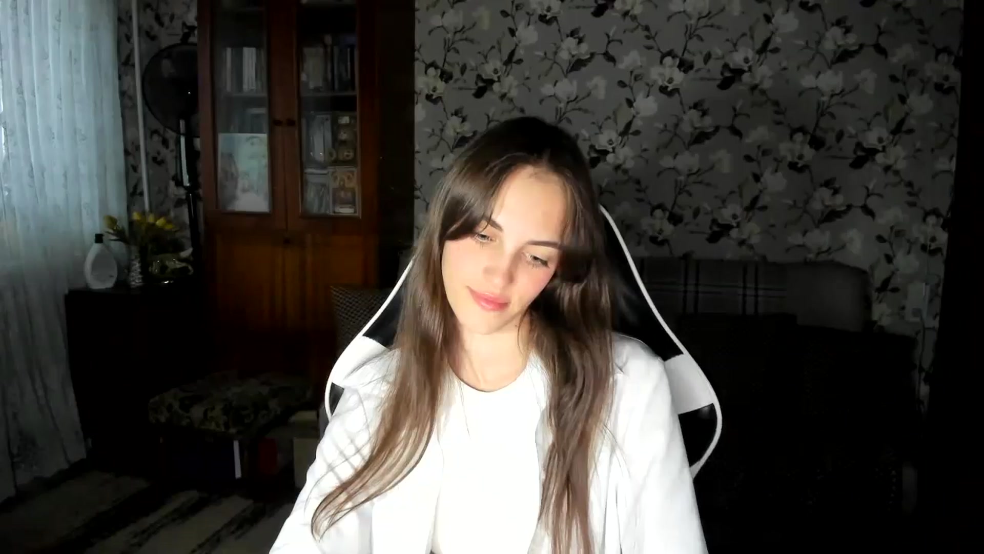 Gallery image thumbnail from Dashamoxy's myfreecams stream on, 10/01/2025, 15:18 image 11 of 20