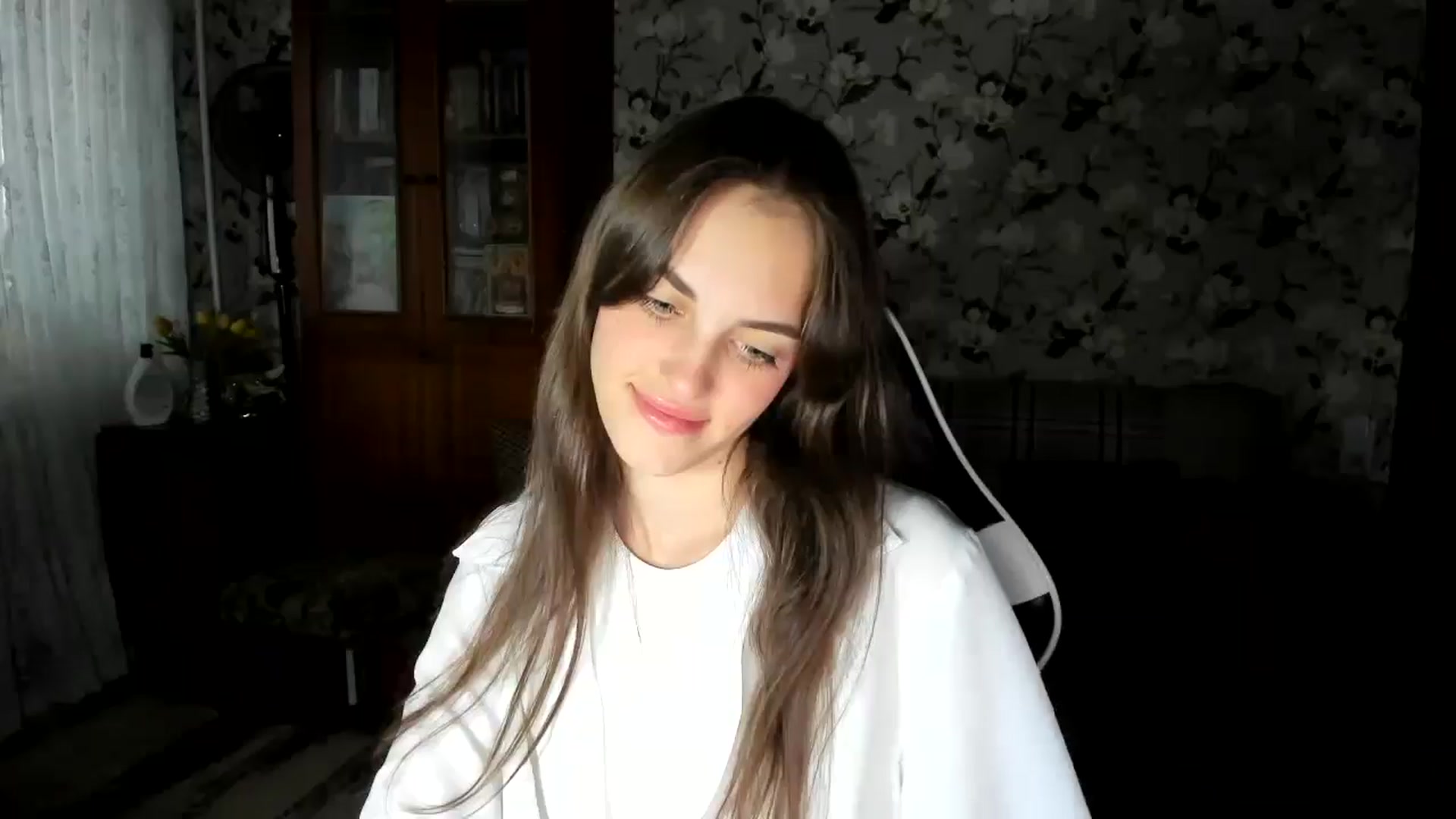 Gallery image thumbnail from Dashamoxy's myfreecams stream on, 10/01/2025, 15:18 image 13 of 20
