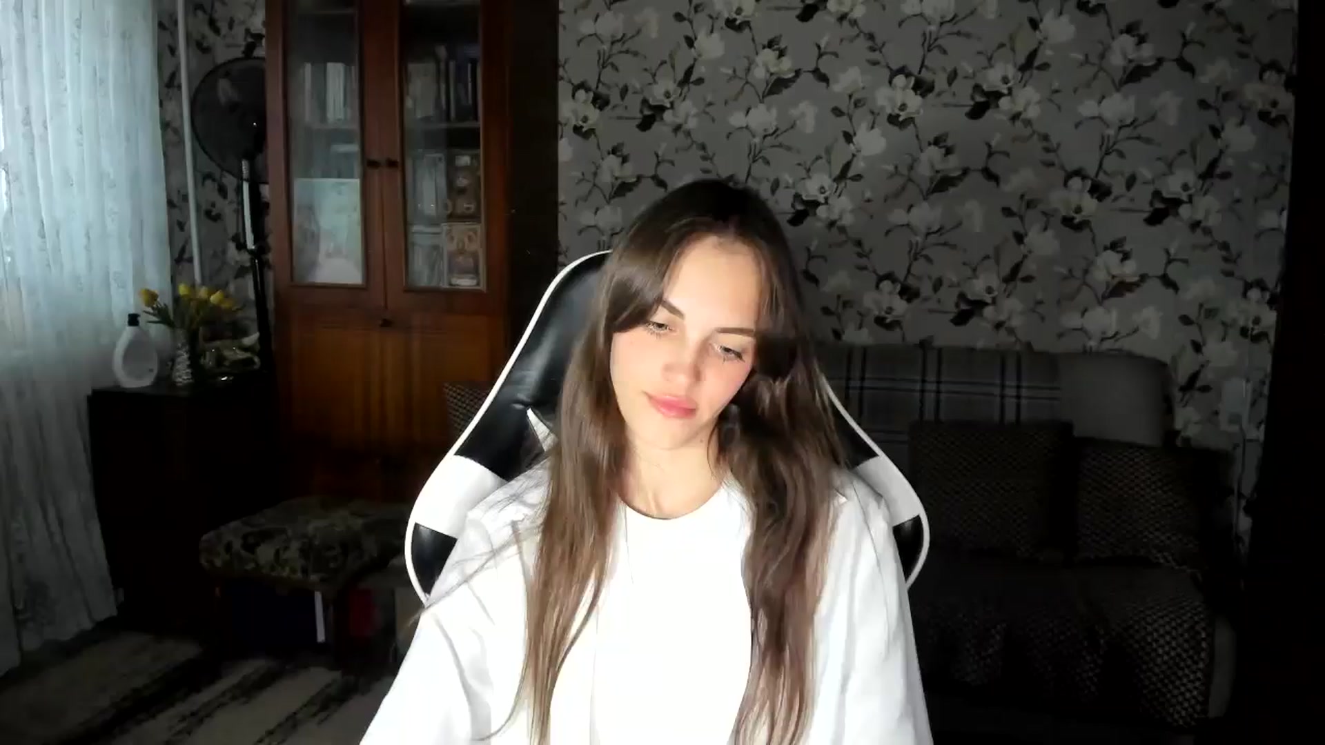 Gallery image thumbnail from Dashamoxy's myfreecams stream on, 10/01/2025, 15:18 image 8 of 20