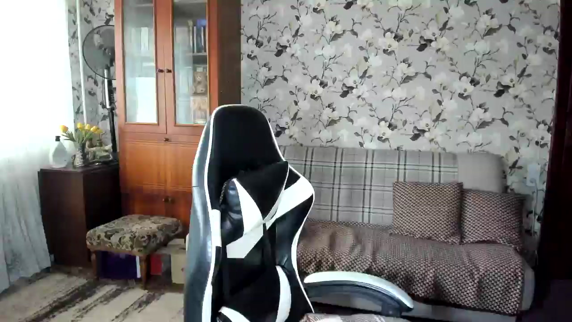 Gallery image thumbnail from Dashamoxy's myfreecams stream on, 10/01/2025, 15:18 image 3 of 20