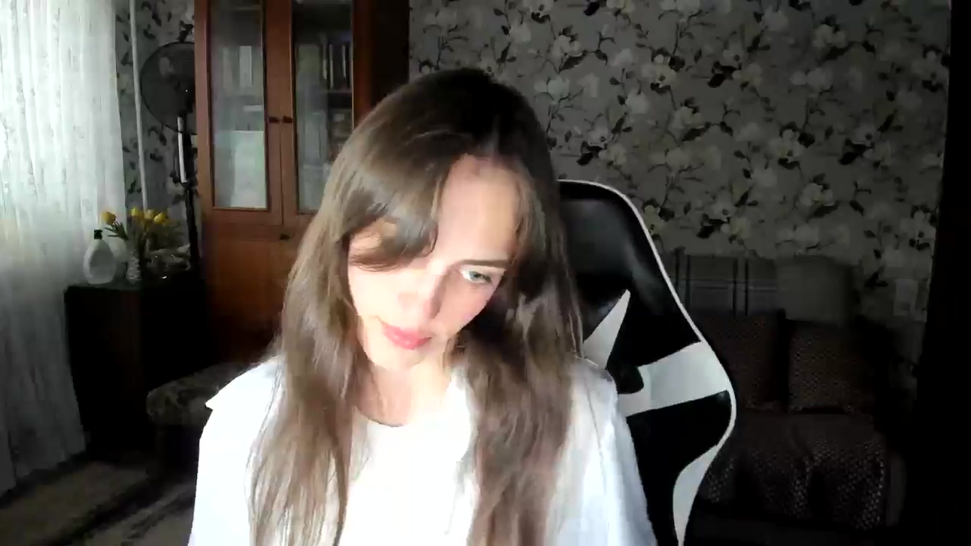 Gallery image thumbnail from Dashamoxy's myfreecams stream on, 10/01/2025, 15:18 image 6 of 20