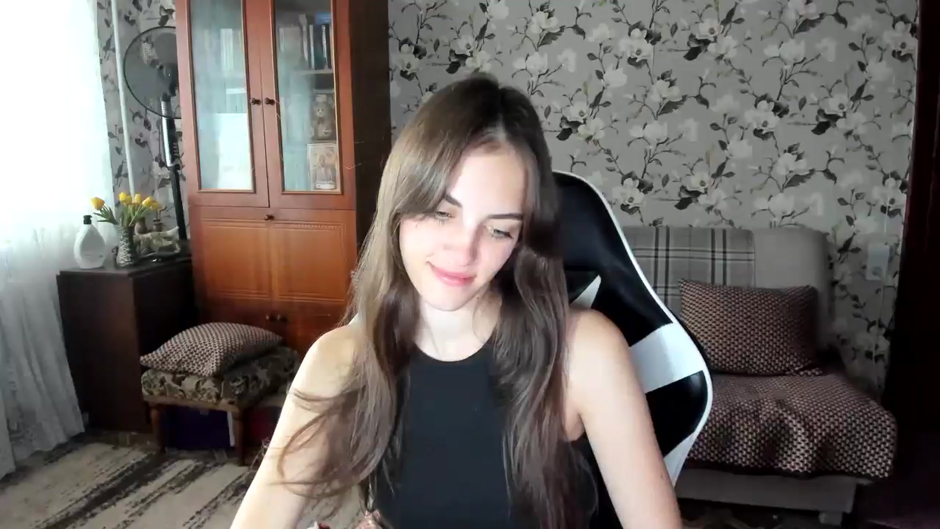 Gallery image thumbnail from Dashamoxy's myfreecams stream on, 10/02/2025, 11:34 image 17 of 20