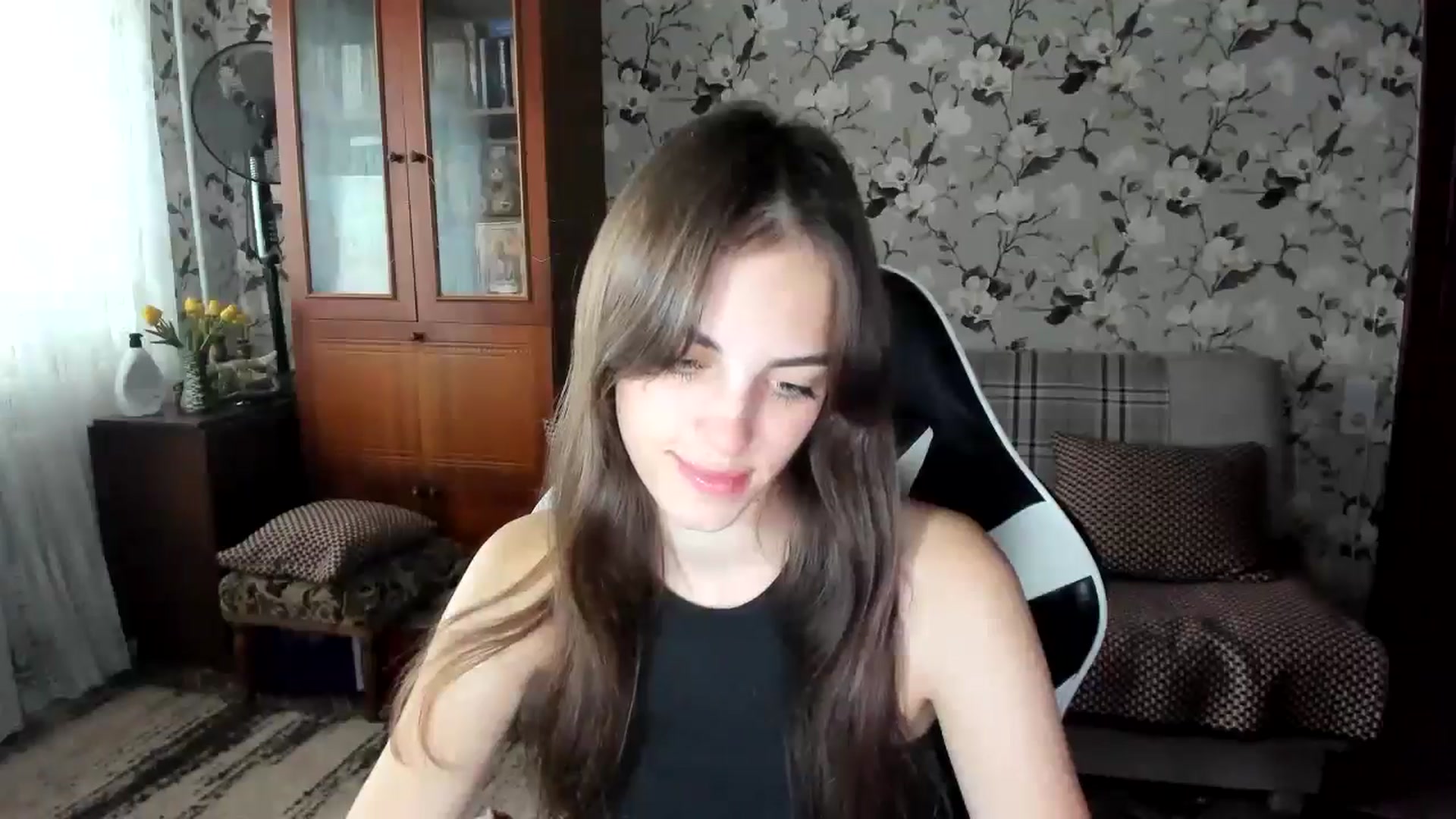 Gallery image thumbnail from Dashamoxy's myfreecams stream on, 10/02/2025, 11:34 image 9 of 20