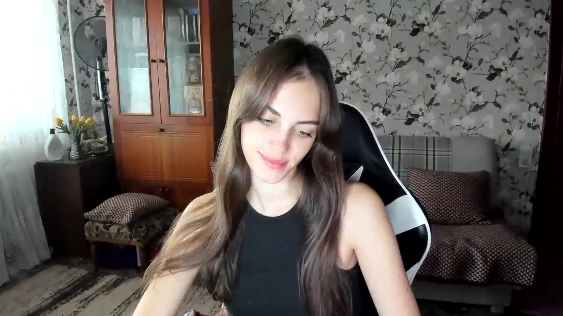 Gallery image thumbnail from Dashamoxy's myfreecams stream on, 10/02/2025, 11:34 image 5 of 20