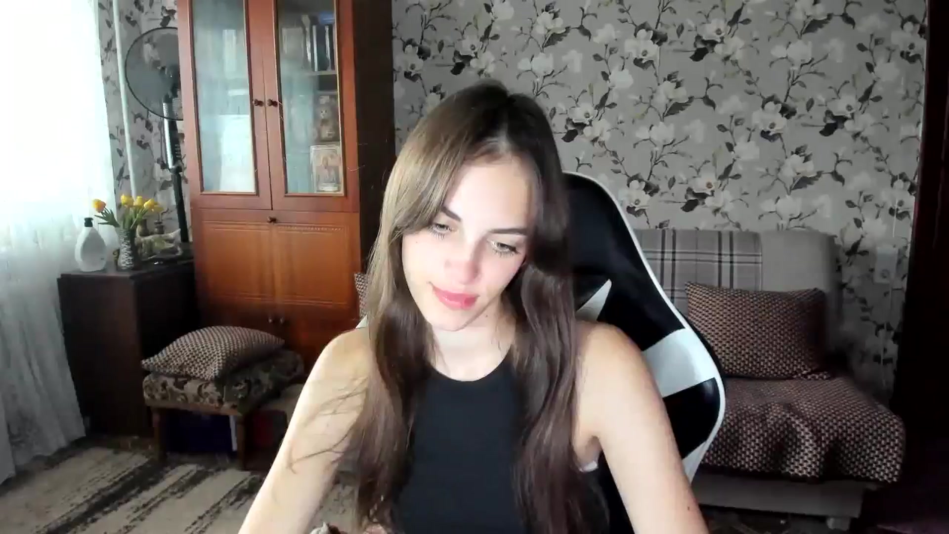 Gallery image thumbnail from Dashamoxy's myfreecams stream on, 10/02/2025, 11:34 image 2 of 20