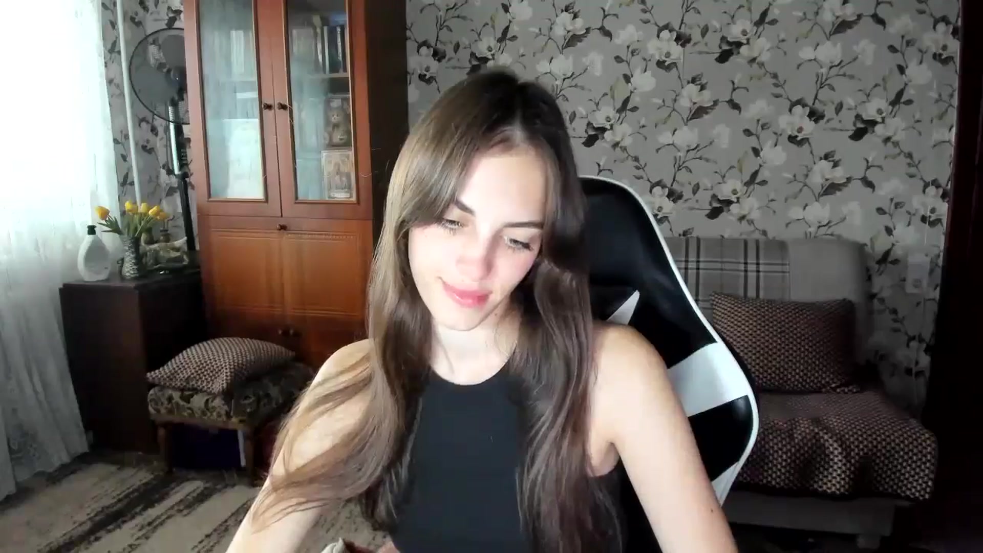 Gallery image thumbnail from Dashamoxy's myfreecams stream on, 10/02/2025, 11:34 image 6 of 20