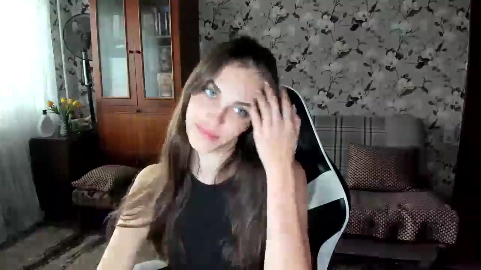 Gallery image thumbnail from Dashamoxy's myfreecams stream on, 10/02/2025, 12:33 image 12 of 20