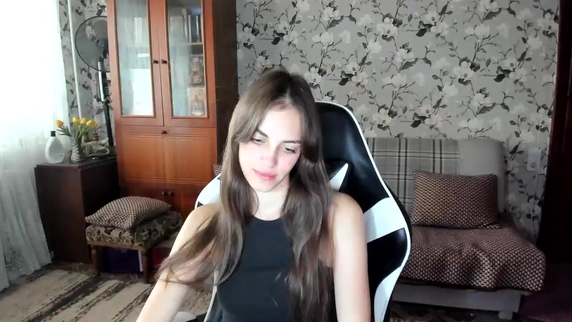 Gallery image thumbnail from Dashamoxy's myfreecams stream on, 10/02/2025, 12:33 image 14 of 20
