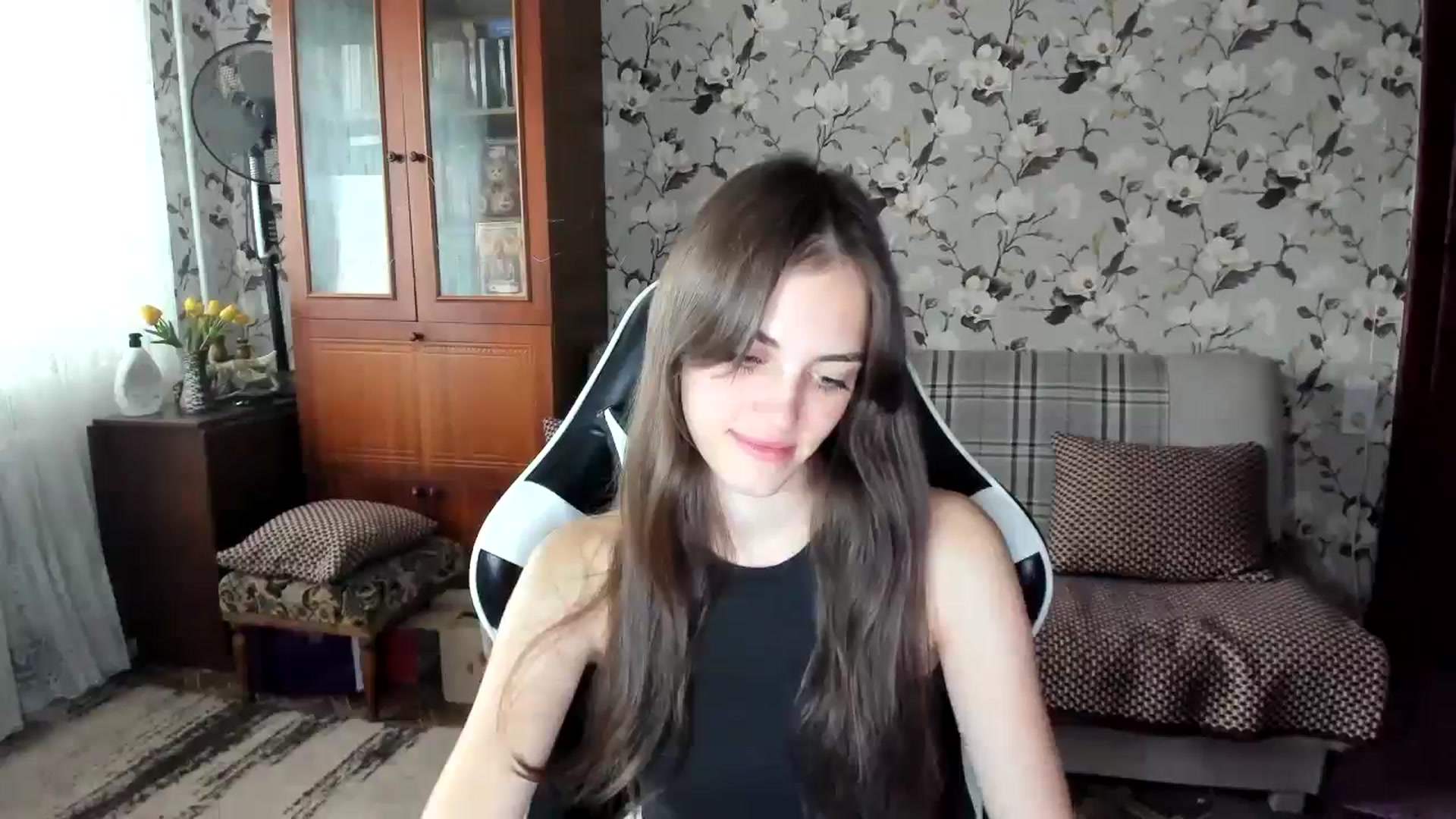Gallery image thumbnail from Dashamoxy's myfreecams stream on, 10/02/2025, 12:33 image 8 of 20