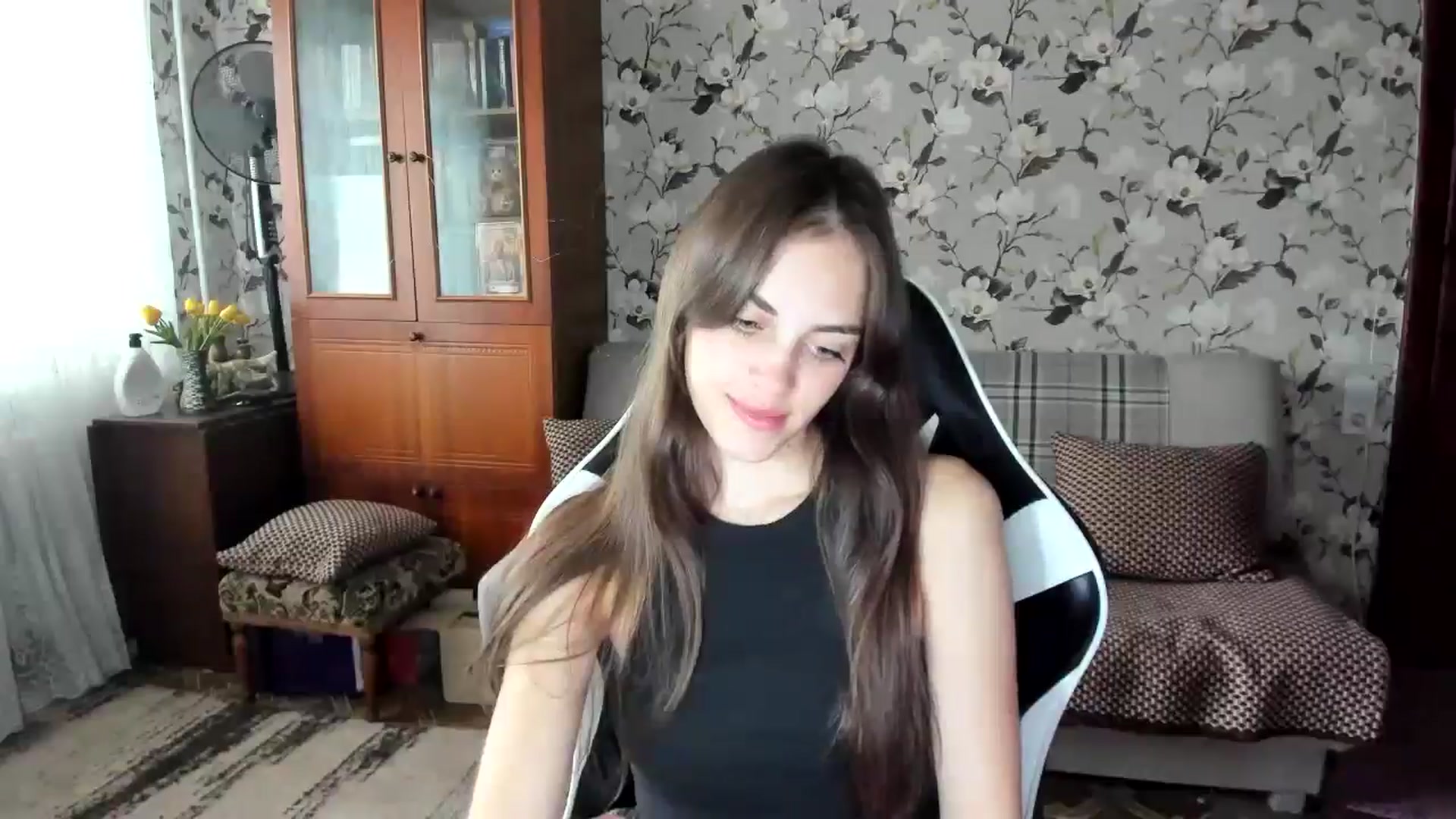 Gallery image thumbnail from Dashamoxy's myfreecams stream on, 10/02/2025, 12:33 image 2 of 20