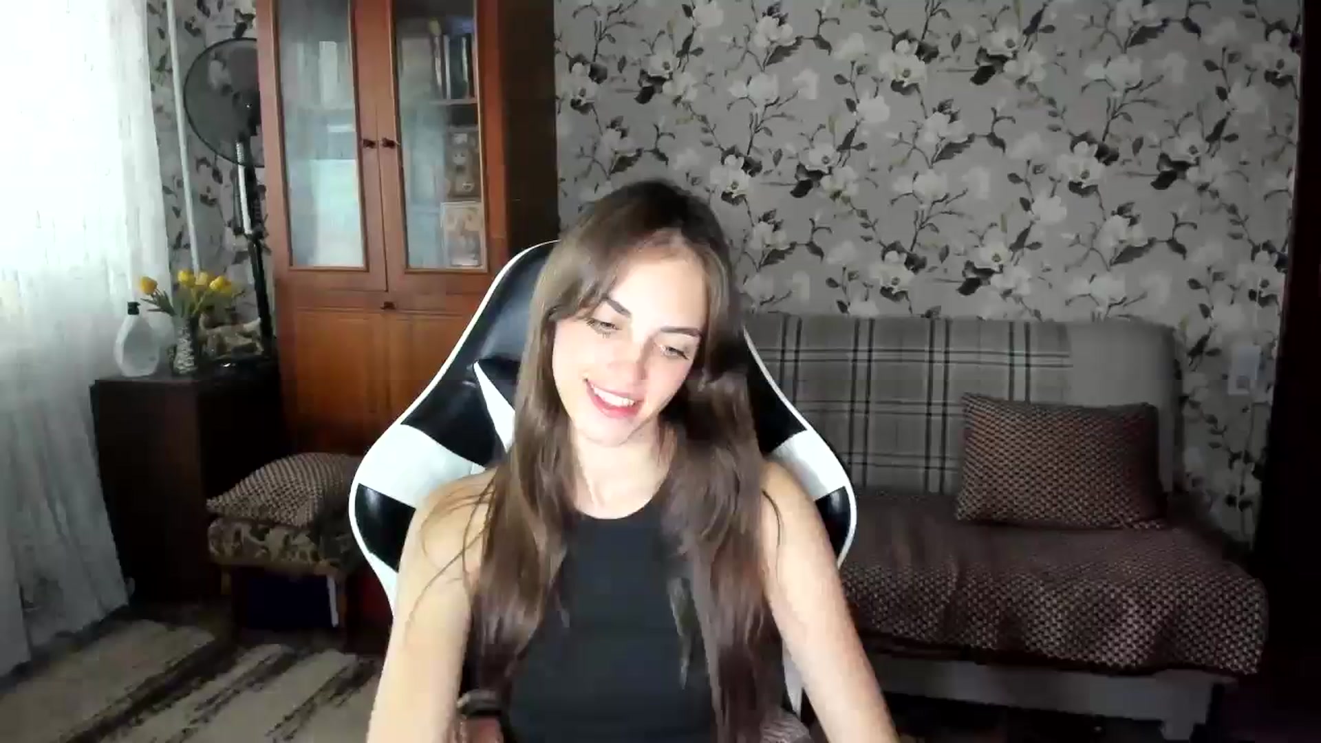 Gallery image thumbnail from Dashamoxy's myfreecams stream on, 10/02/2025, 13:36 image 4 of 20
