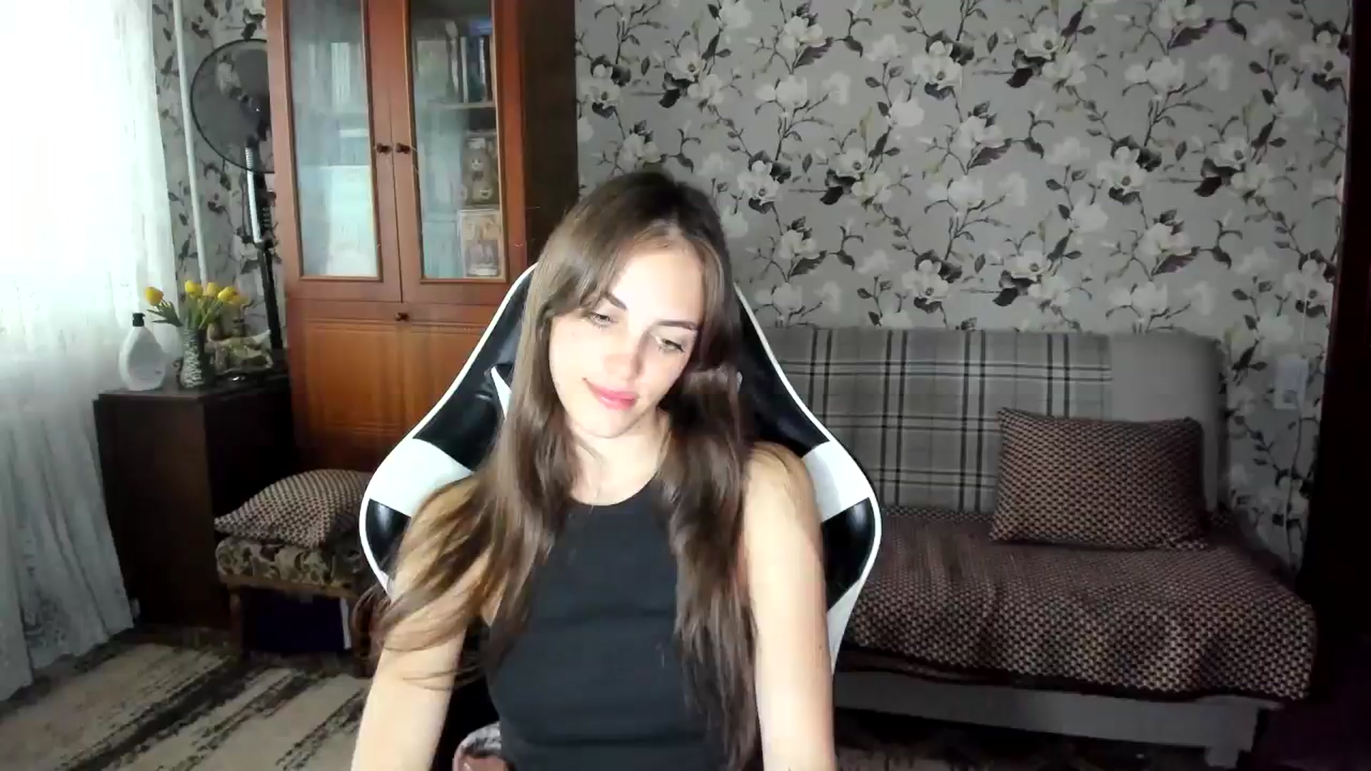 Gallery image thumbnail from Dashamoxy's myfreecams stream on, 10/02/2025, 13:36 image 12 of 20