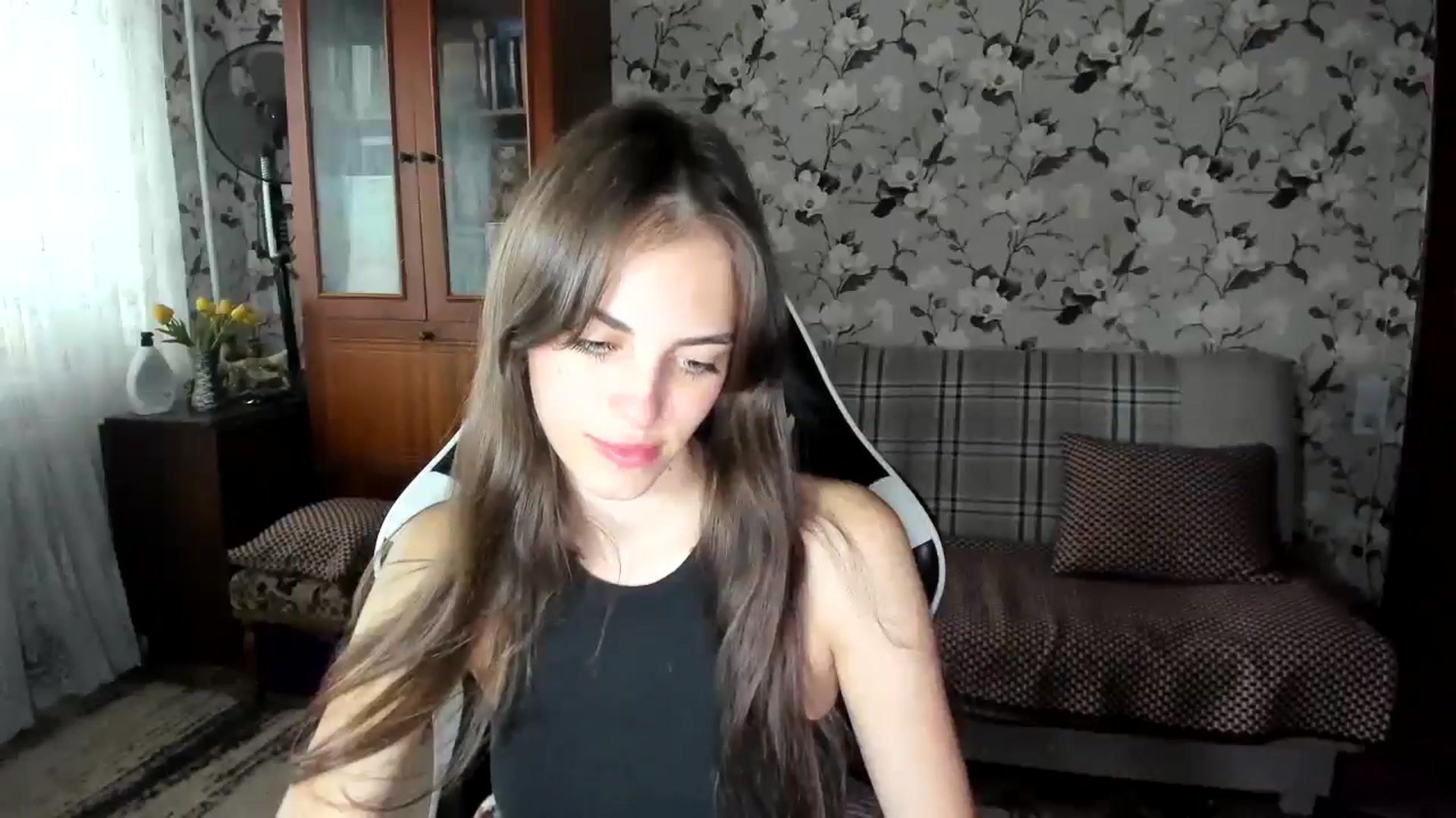 Gallery image thumbnail from Dashamoxy's myfreecams stream on, 10/02/2025, 13:36 image 17 of 20