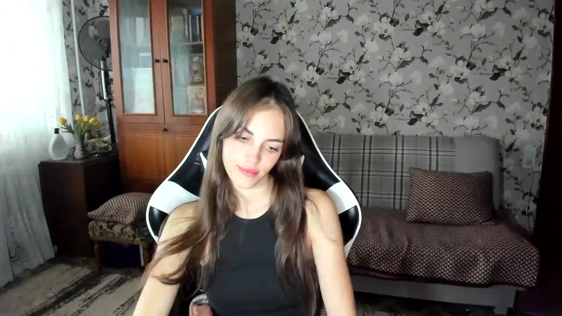 Gallery image thumbnail from Dashamoxy's myfreecams stream on, 10/02/2025, 13:36 image 19 of 20