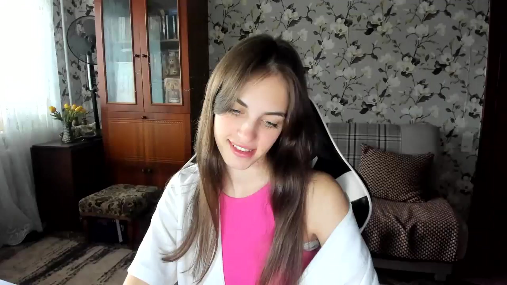 Gallery image thumbnail from Dashamoxy's myfreecams stream on, 10/05/2025, 11:58 image 1 of 20