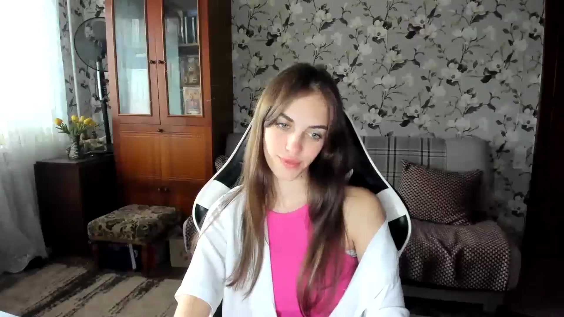 Gallery image thumbnail from Dashamoxy's myfreecams stream on, 10/05/2025, 11:58 image 2 of 20