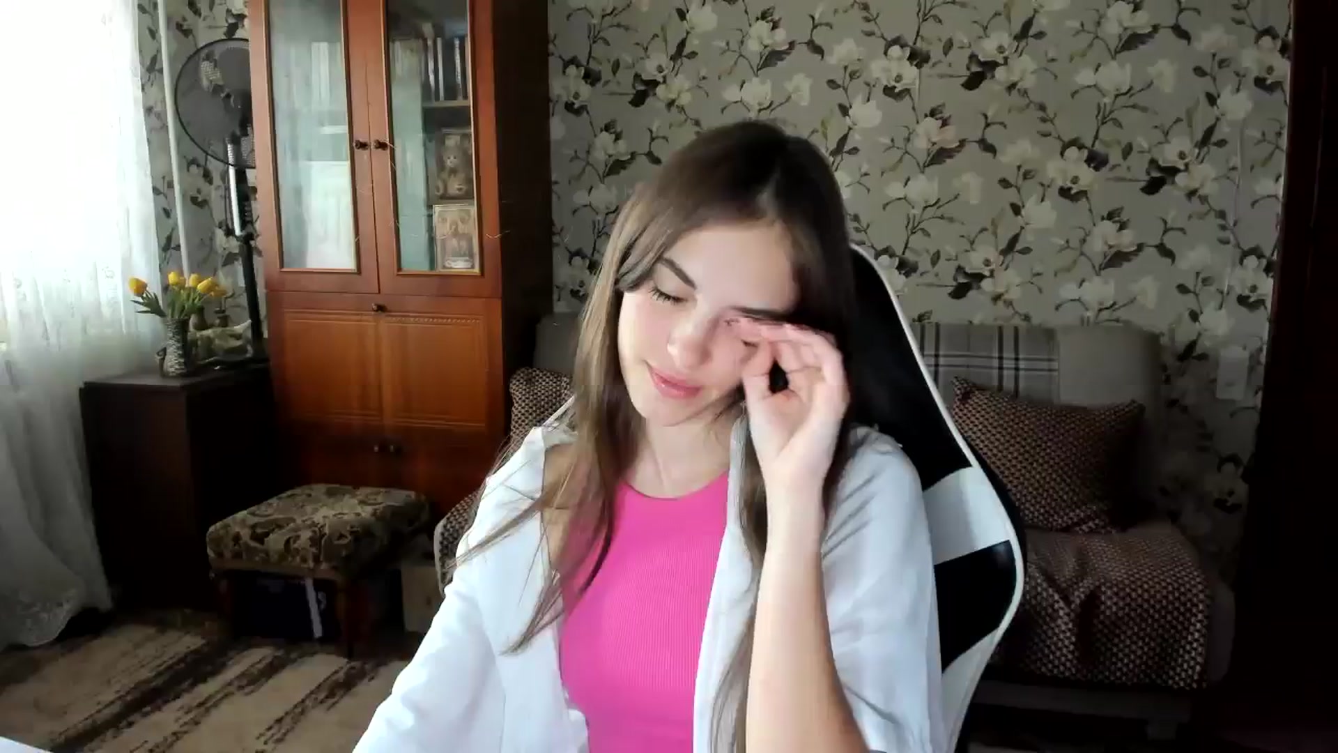 Gallery image thumbnail from Dashamoxy's myfreecams stream on, 10/05/2025, 11:58 image 14 of 20
