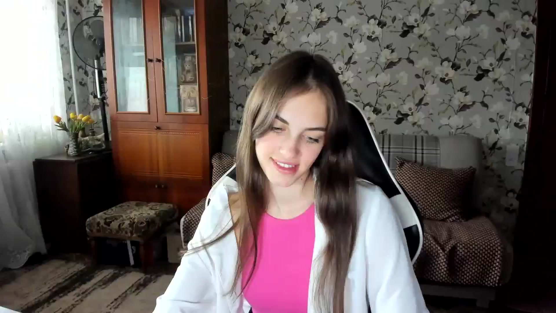 Gallery image thumbnail from Dashamoxy's myfreecams stream on, 10/05/2025, 11:58 image 10 of 20