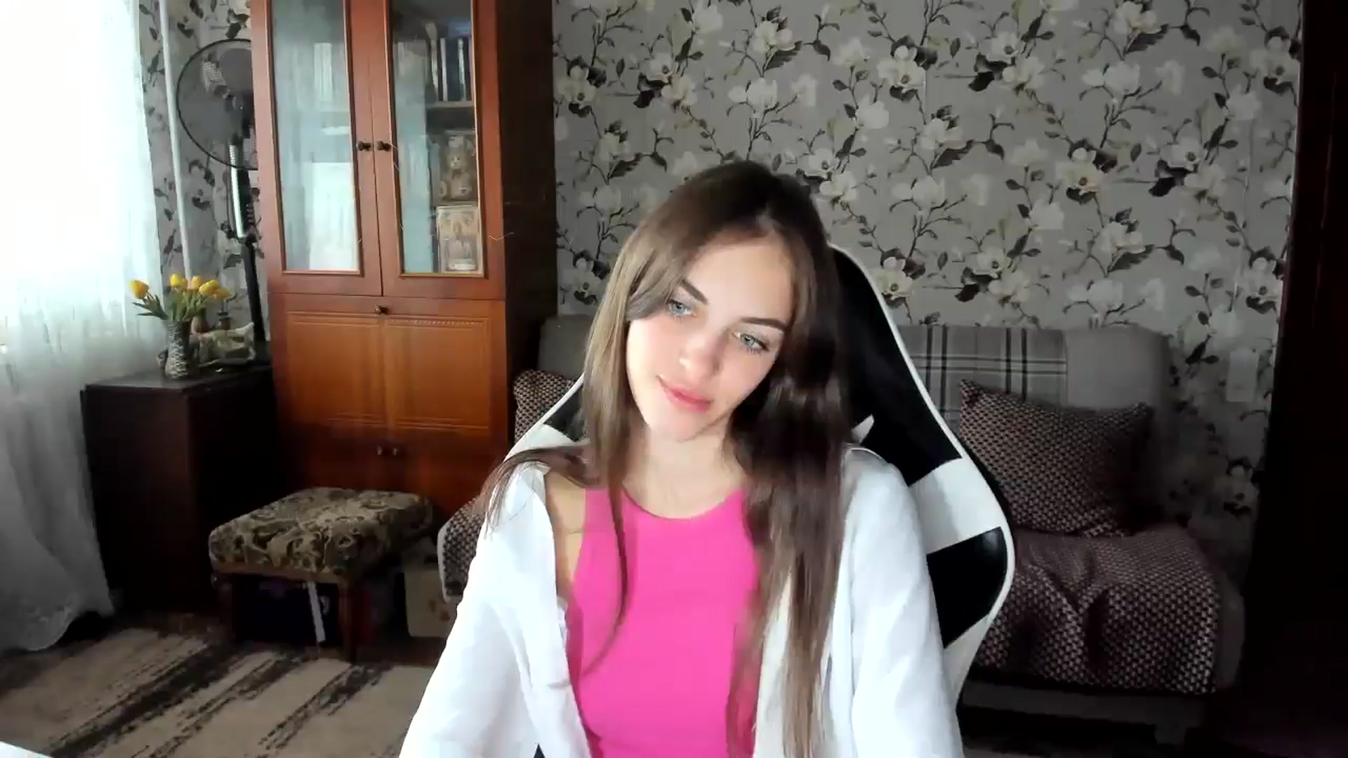 Gallery image thumbnail from Dashamoxy's myfreecams stream on, 10/05/2025, 11:58 image 7 of 20
