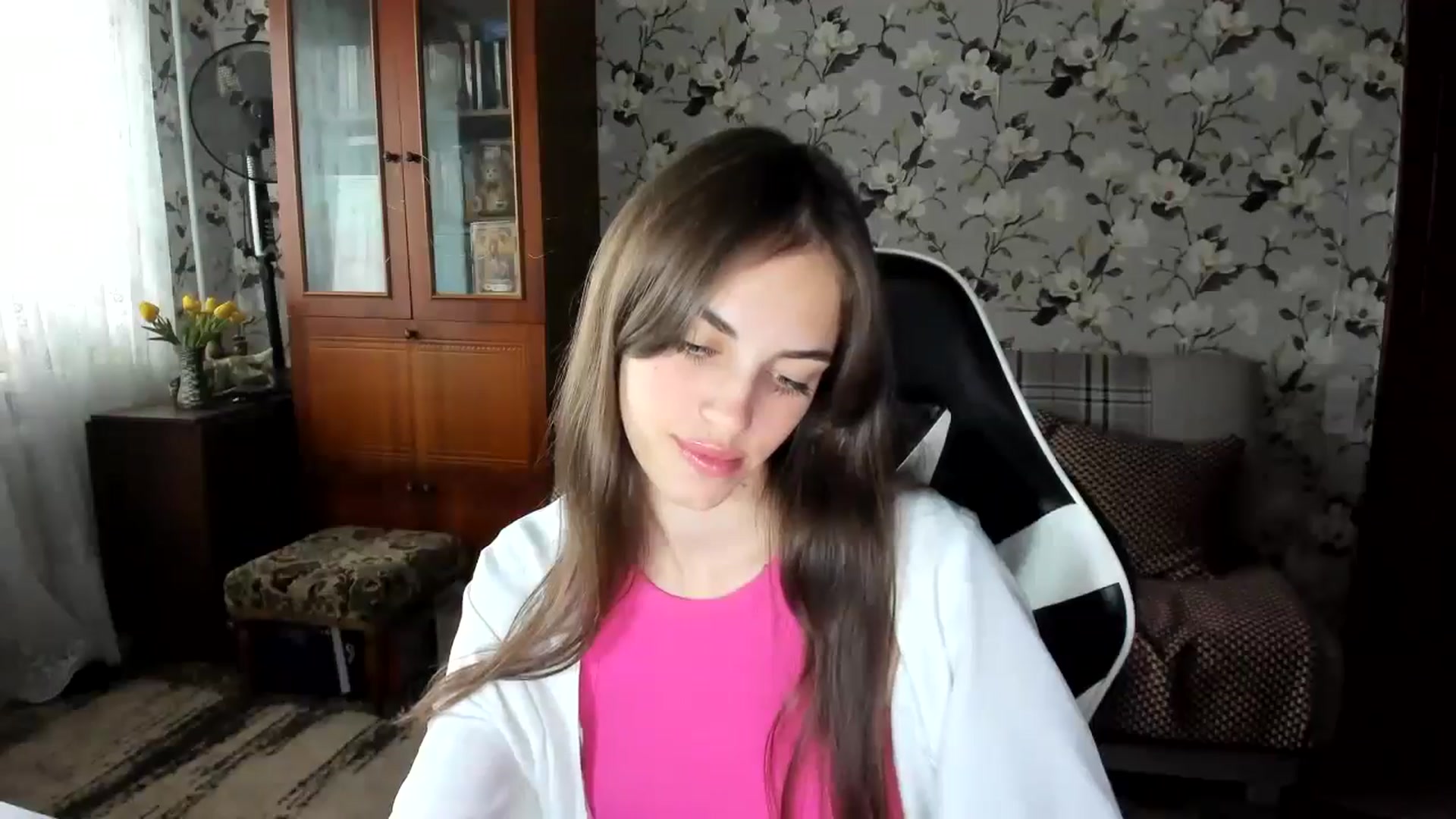 Gallery image thumbnail from Dashamoxy's myfreecams stream on, 10/05/2025, 12:35 image 14 of 20