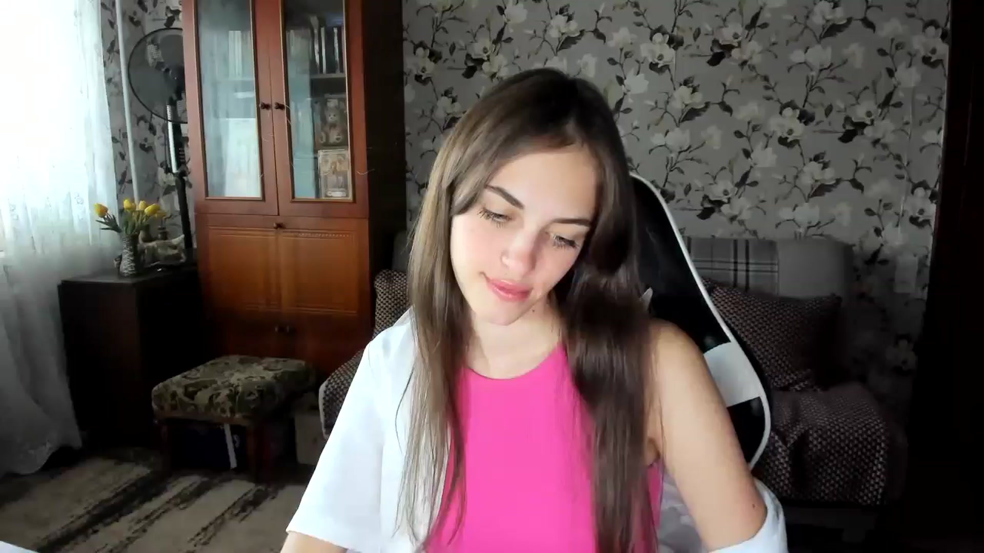 Gallery image thumbnail from Dashamoxy's myfreecams stream on, 10/05/2025, 12:35 image 1 of 20