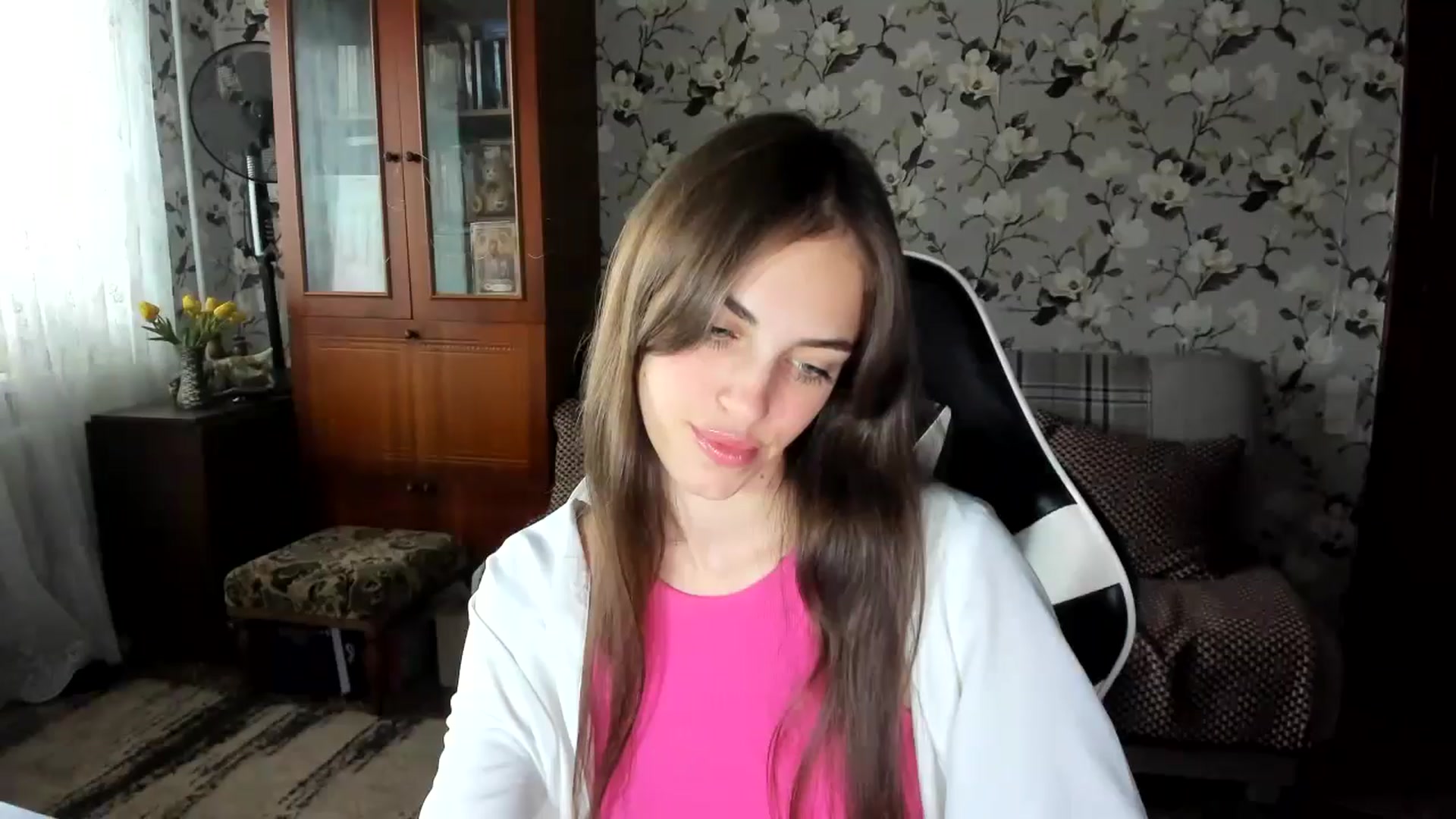Gallery image thumbnail from Dashamoxy's myfreecams stream on, 10/05/2025, 12:35 image 18 of 20