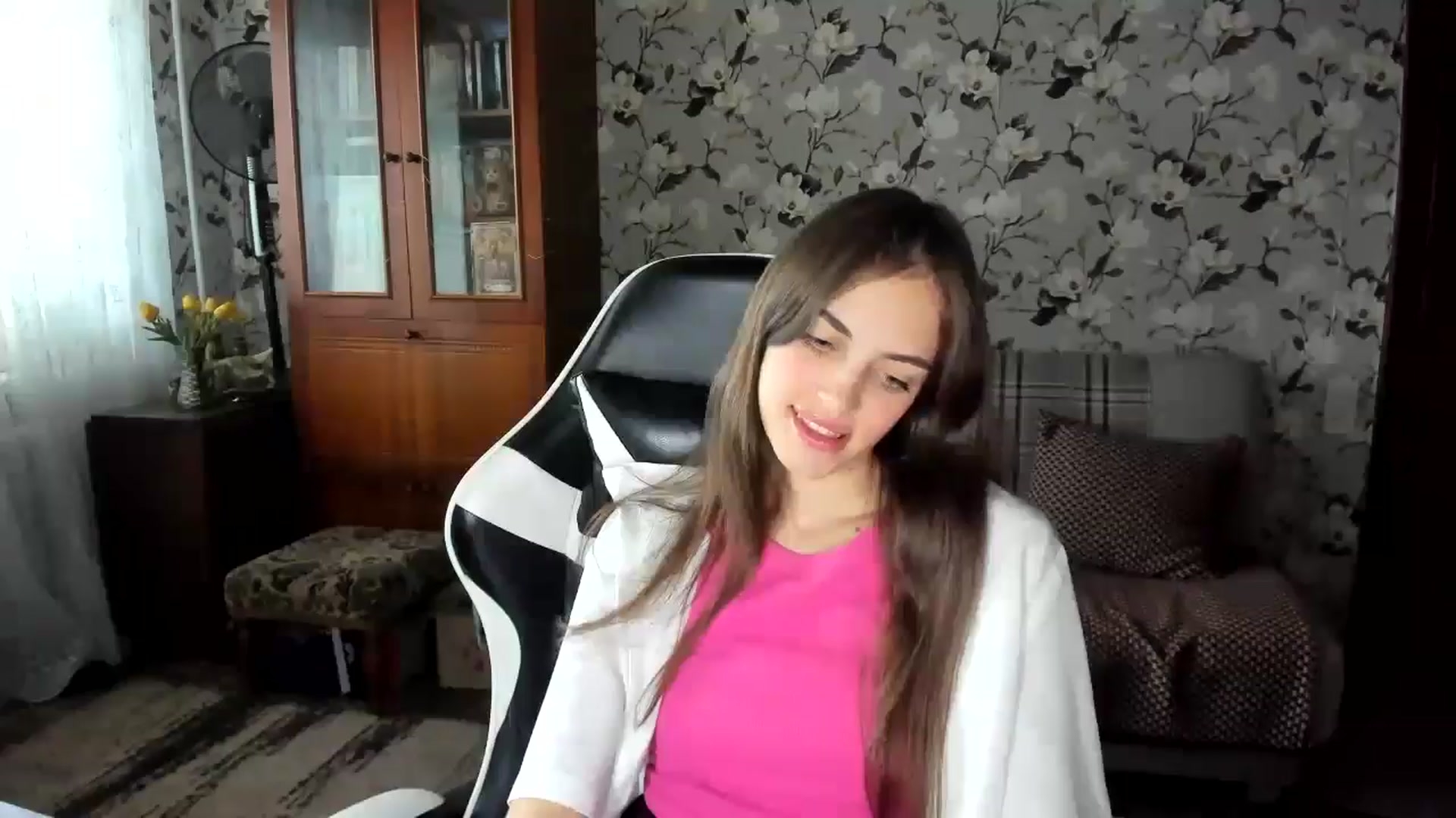 Gallery image thumbnail from Dashamoxy's myfreecams stream on, 10/05/2025, 13:45 image 16 of 20