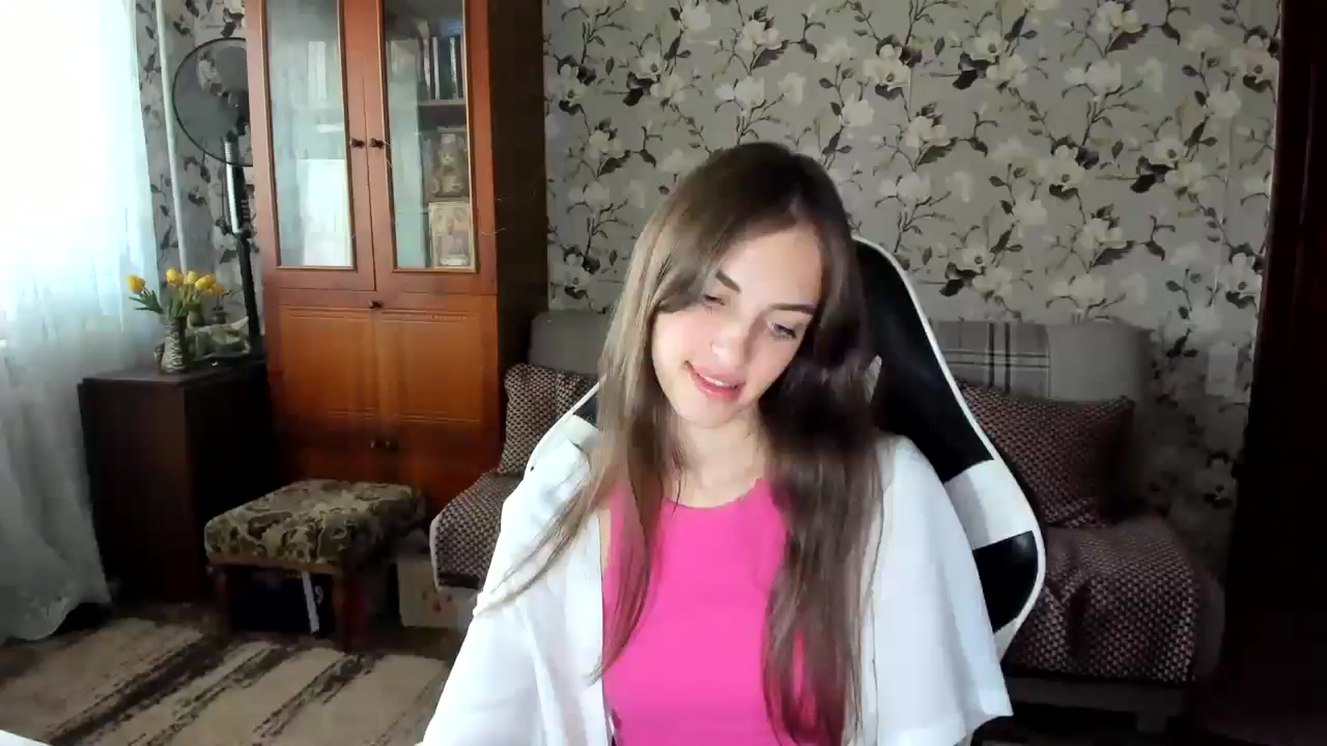 Gallery image thumbnail from Dashamoxy's myfreecams stream on, 10/05/2025, 13:45 image 5 of 20