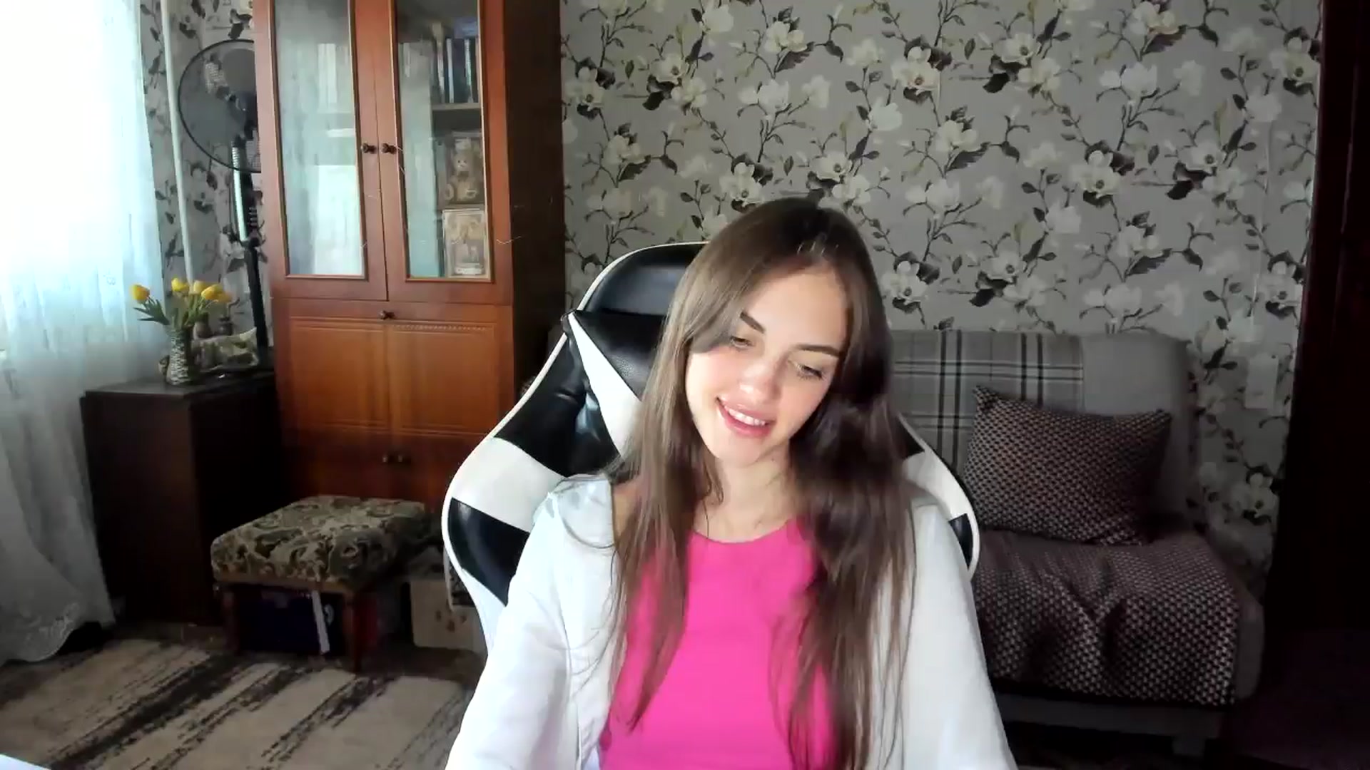 Gallery image thumbnail from Dashamoxy's myfreecams stream on, 10/05/2025, 13:45 image 7 of 20