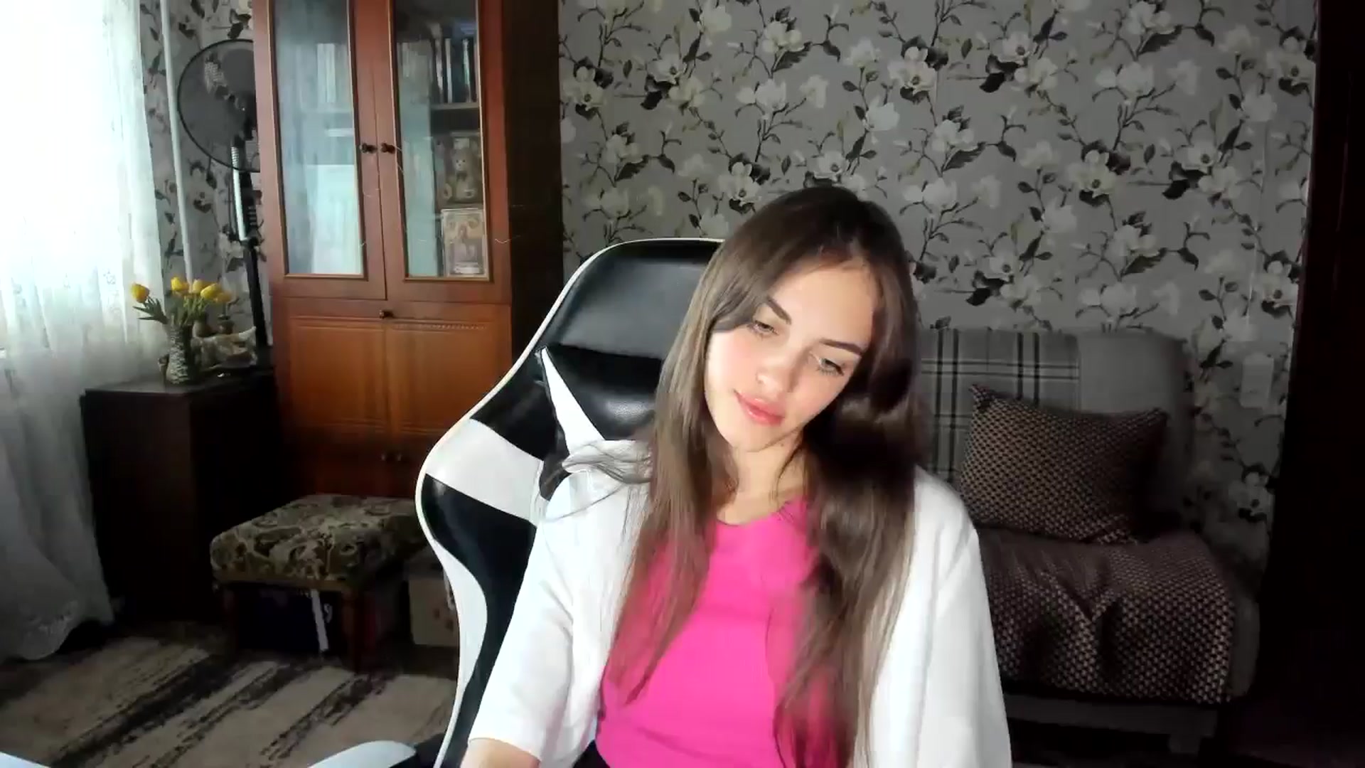 Gallery image thumbnail from Dashamoxy's myfreecams stream on, 10/05/2025, 13:45 image 15 of 20