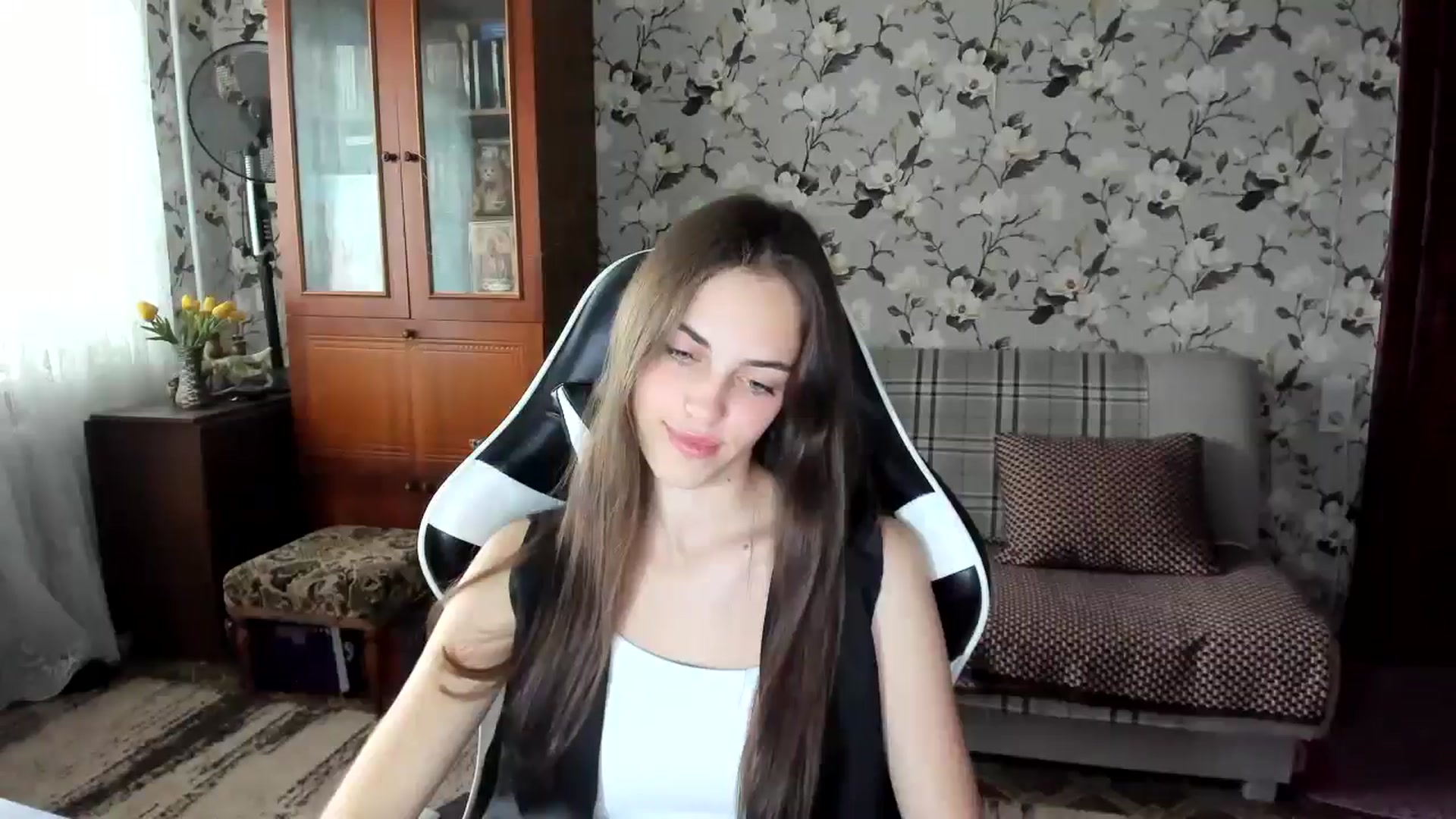 Gallery image thumbnail from Dashamoxy's myfreecams stream on, 10/07/2025, 11:18 image 20 of 20